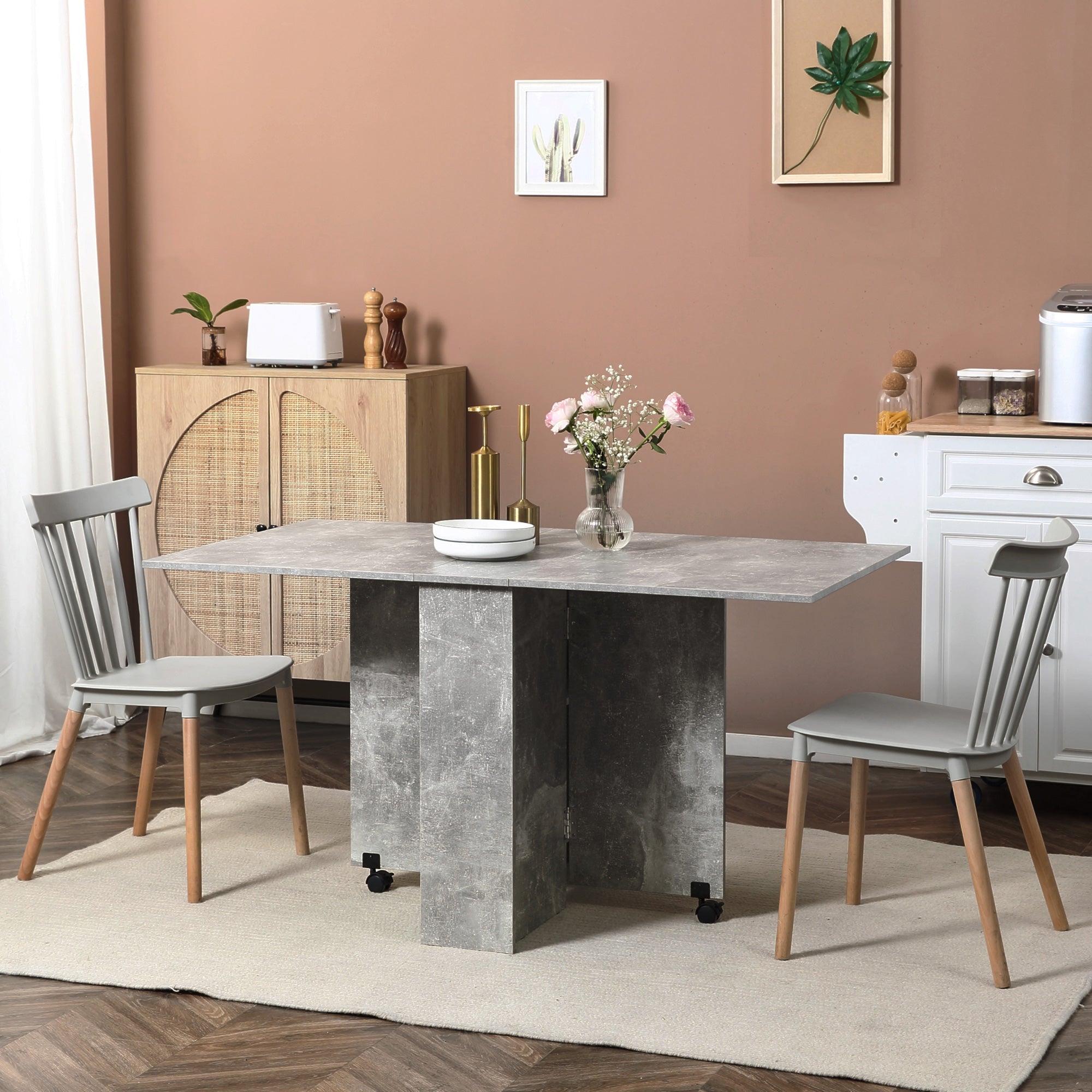 Space-Saving Dining Tables
