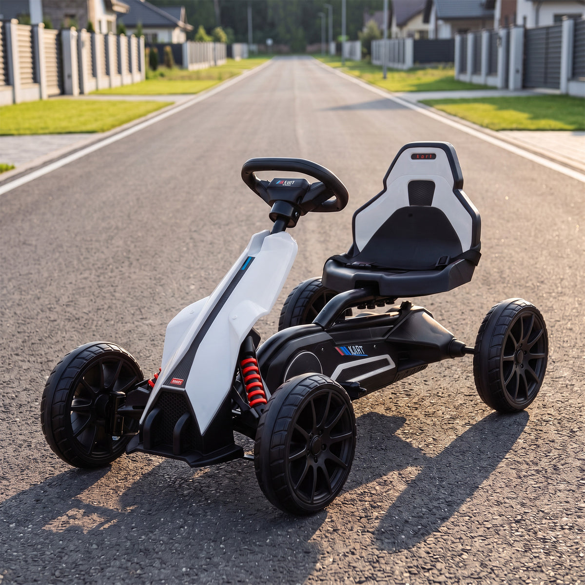 HOMCOM Electric Go Kart for Kids Ages 3-8, 12V 3-5 km/h, with Seat Belt, 30 kg Capacity, White