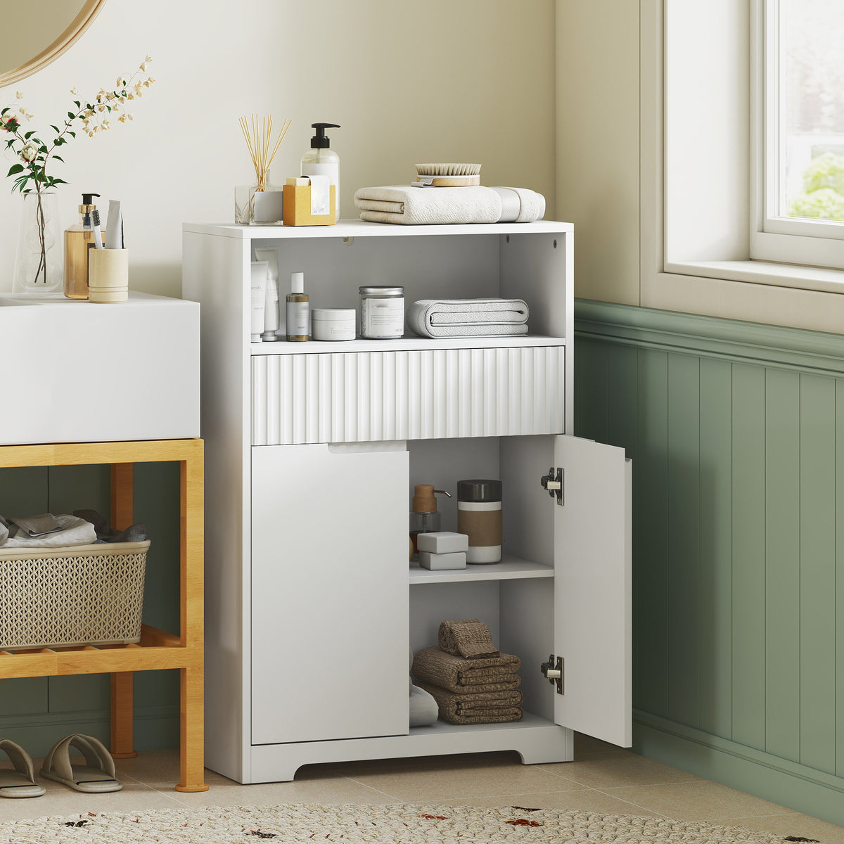 HOMCOM Floor-Standing Bathroom Cabinet with Drawer and Adjustable Shelf