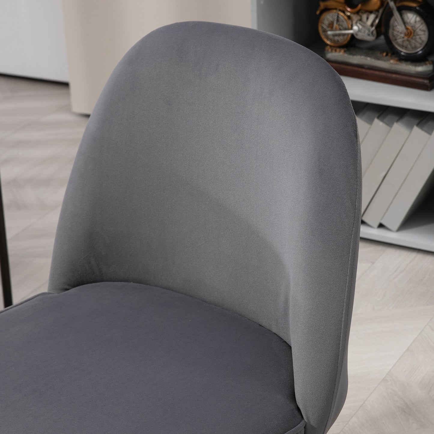 HOMCOM Office Chair with Adjustable Height and Rocking Function, Velvet Fabric Cover, Gray - Borgè