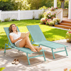 Outsunny Set of 2 Sun Loungers Adjustable in 5 Positions with Side Table and 2 Wheels, in Metal and Polyester, Green