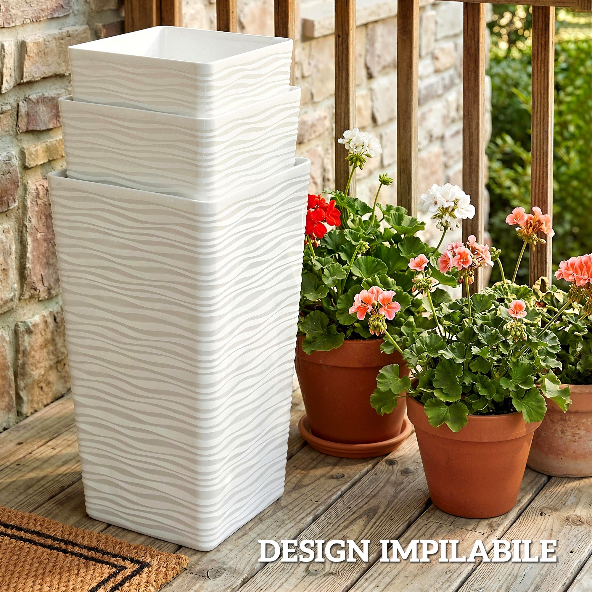 Outsunny Set of 3 Stackable Outdoor Planters with Wavy Pattern in Plastic, 42/55/65 cm, White