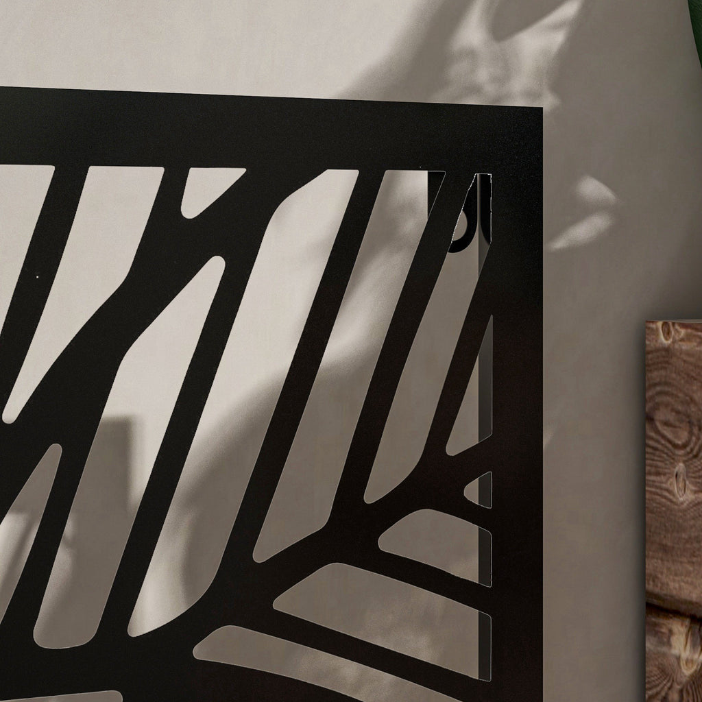 Outsunny Raised Planter with Decorative Trellis for Climbing Plants on the Ground and Wall in Metal, 61x23x113 cm, Black