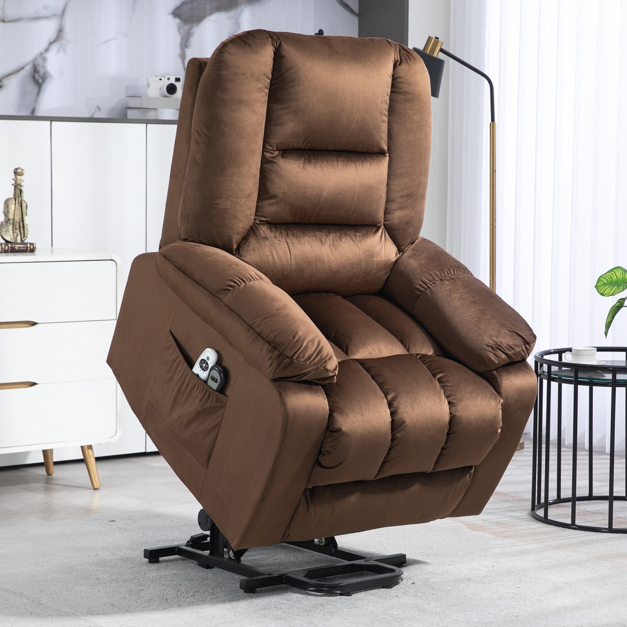 HOMCOM Relaxing Lift Chair, Reclining, Massaging and Heated in Velvet, Brown - Borgè