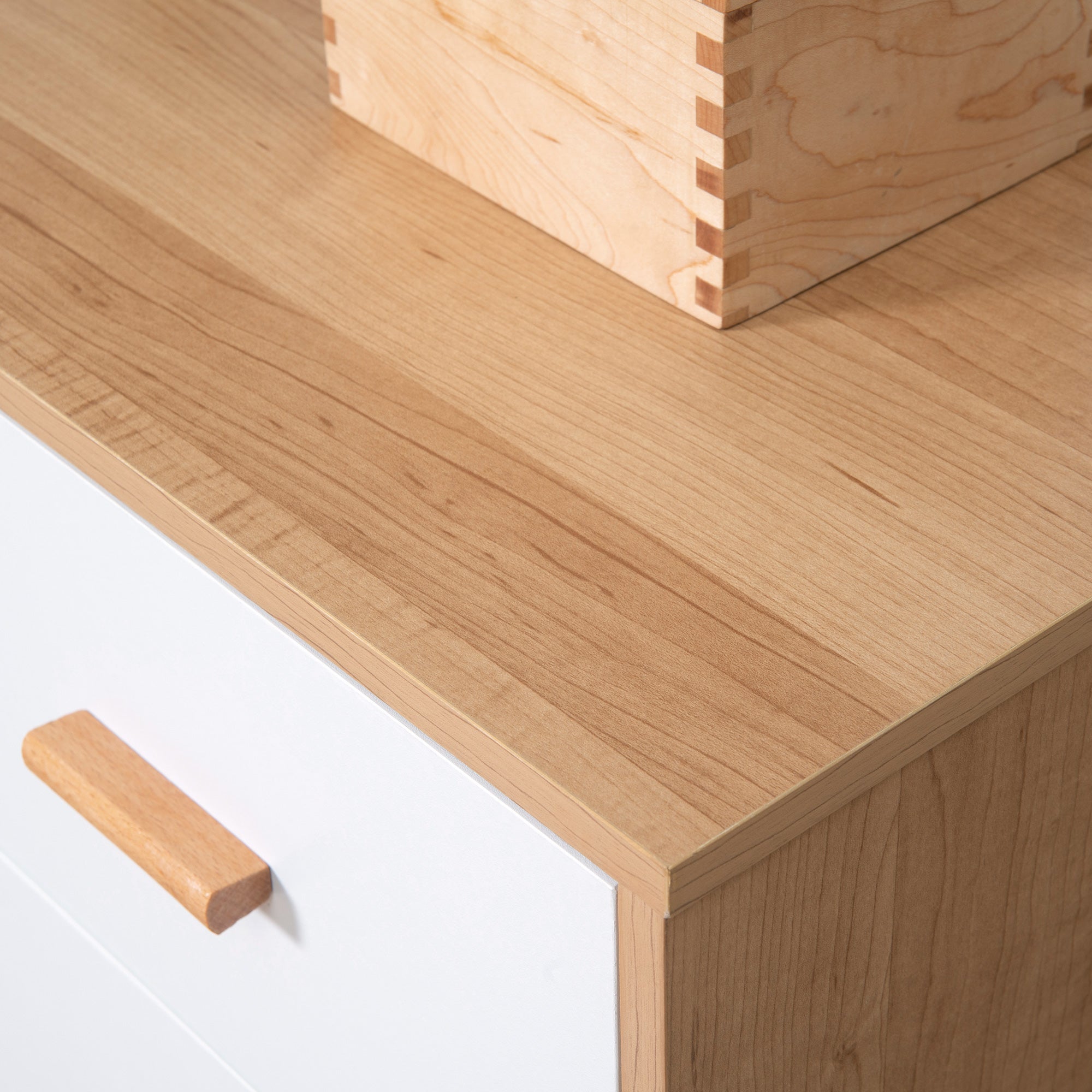 3 Drawer Raised Chest of Drawers for Living Room and Bedroom, Wooden, 80x39x80 cm, White and Wood Color