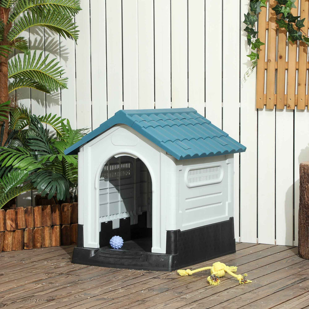 PawHut Outdoor Plastic Dog Kennel with Windows and Raised Base, 64.5 x 57 x 66 cm, Blue