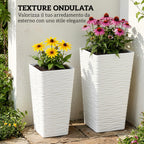 Outsunny Set of 3 Stackable Outdoor Planters with Wavy Pattern in Plastic, 42/55/65 cm, White