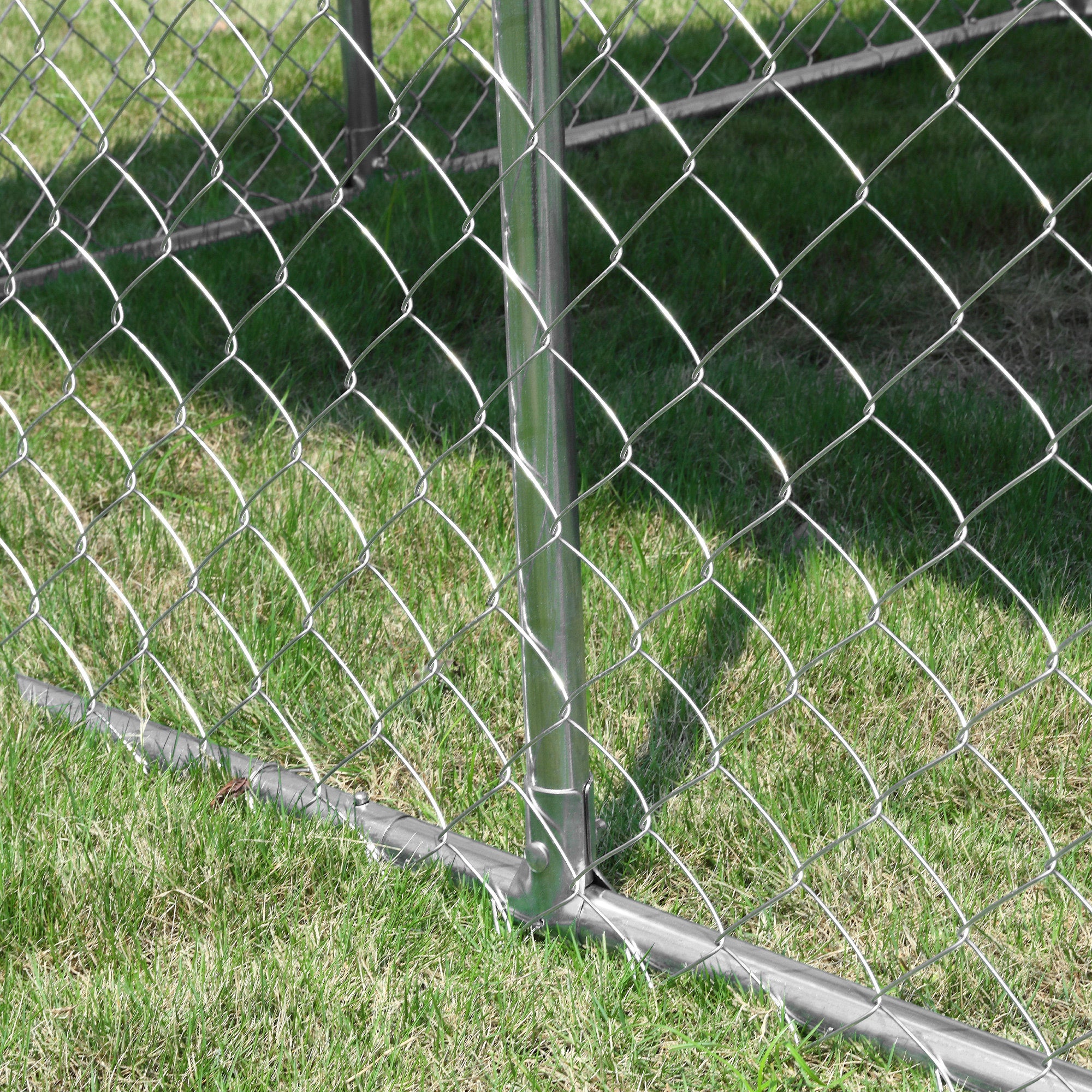 Outdoor Dog and Pet Playpen with Waterproof Cover, 230x230x175 cm