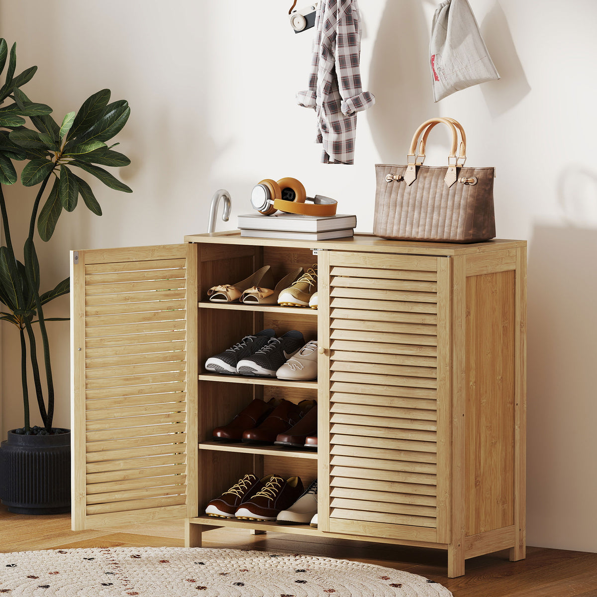 HOMCOM Bamboo Shoe Rack with Shutter Doors, Shoe Storage Unit with Adjustable Shelves, Holds 14 Pairs, 80 x 35 x 80 cm, Natural Finish