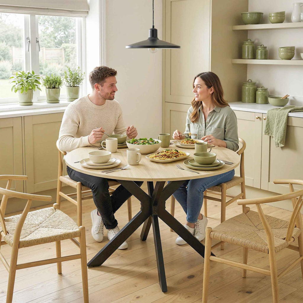 HOMCOM Round Folding Drop-Leaf Table for 2-6 People, in Wood and Steel, 110x110x76 cm, Wood Color
