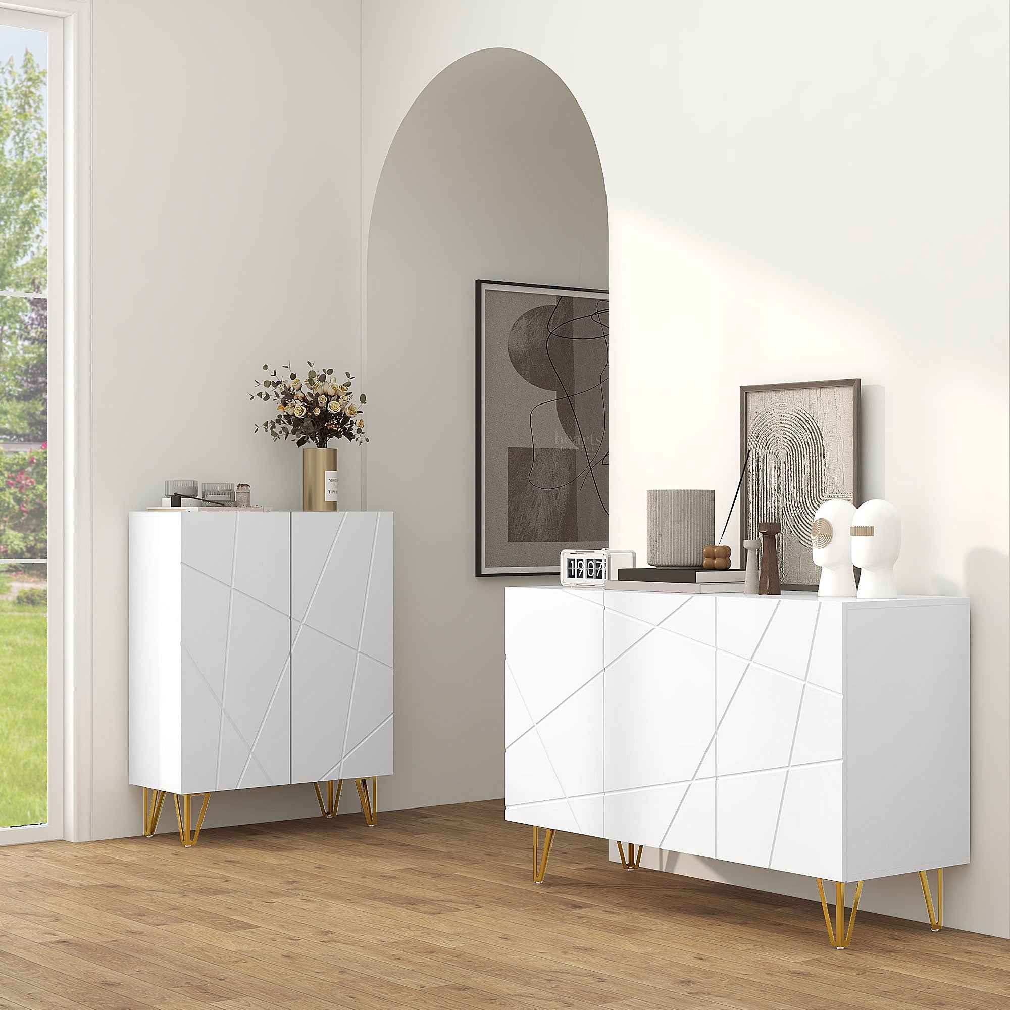 HOMCOM Storage Unit with 2 Cabinets and Adjustable Shelf, in Chipboard and Metal, 120x40x75 cm, White and Gold