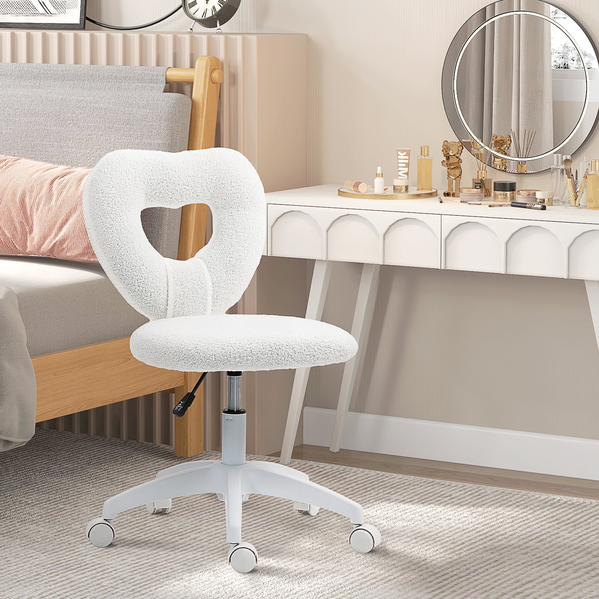 Padded Office Chair with Heart-Shaped Backrest and Wheels, in Teddy Velvet and Plastic, 45x56x78-88 cm, White