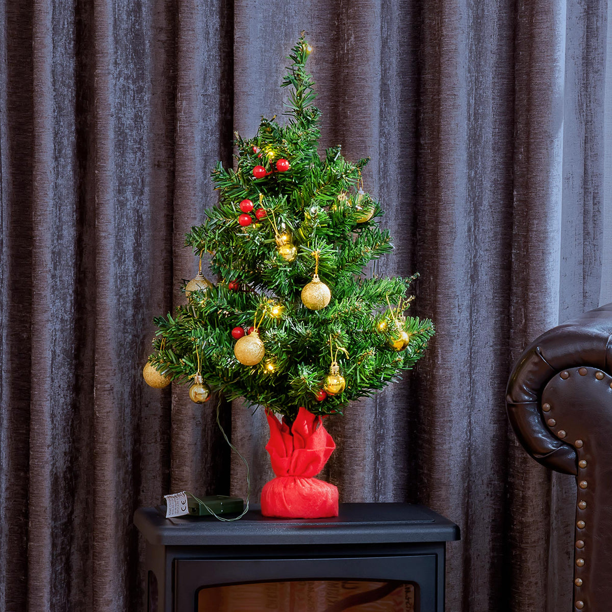 HOMCOM Small Christmas Tree 60cm with 15 LED Lights and Decorations