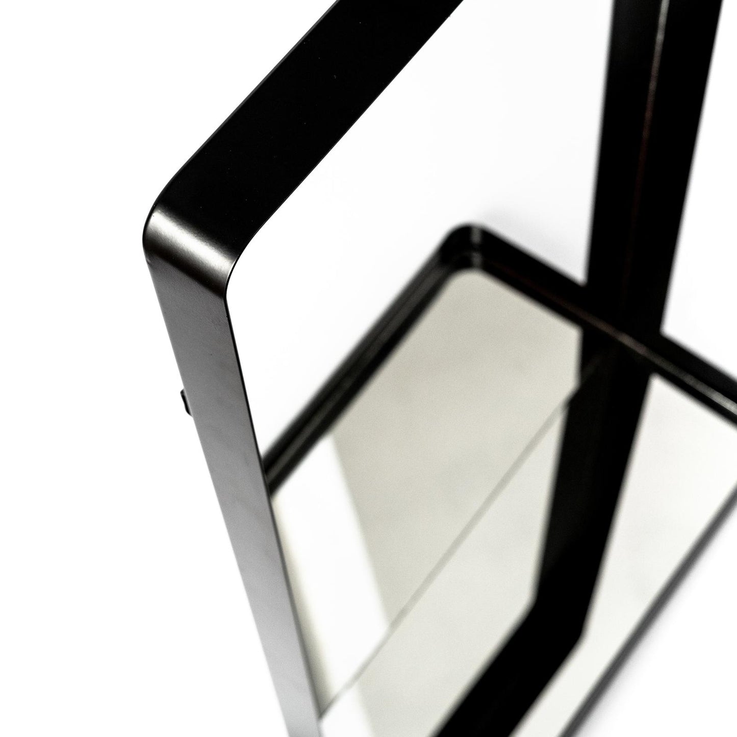 Recife | Wall Mirror with black frame