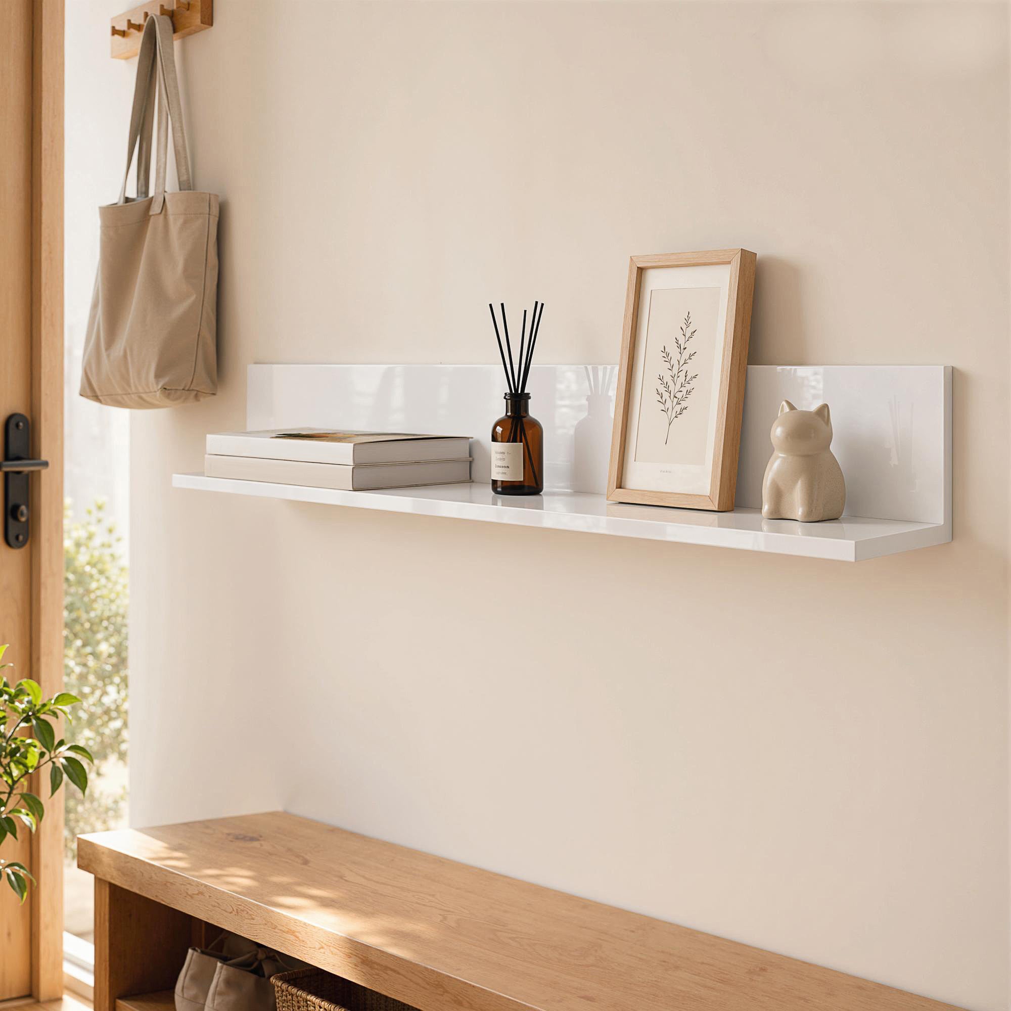 HOMCOM Wall Shelf for Living Room and Bedroom, 1.5 cm Thick, Made of Wood with a Glossy Finish, White