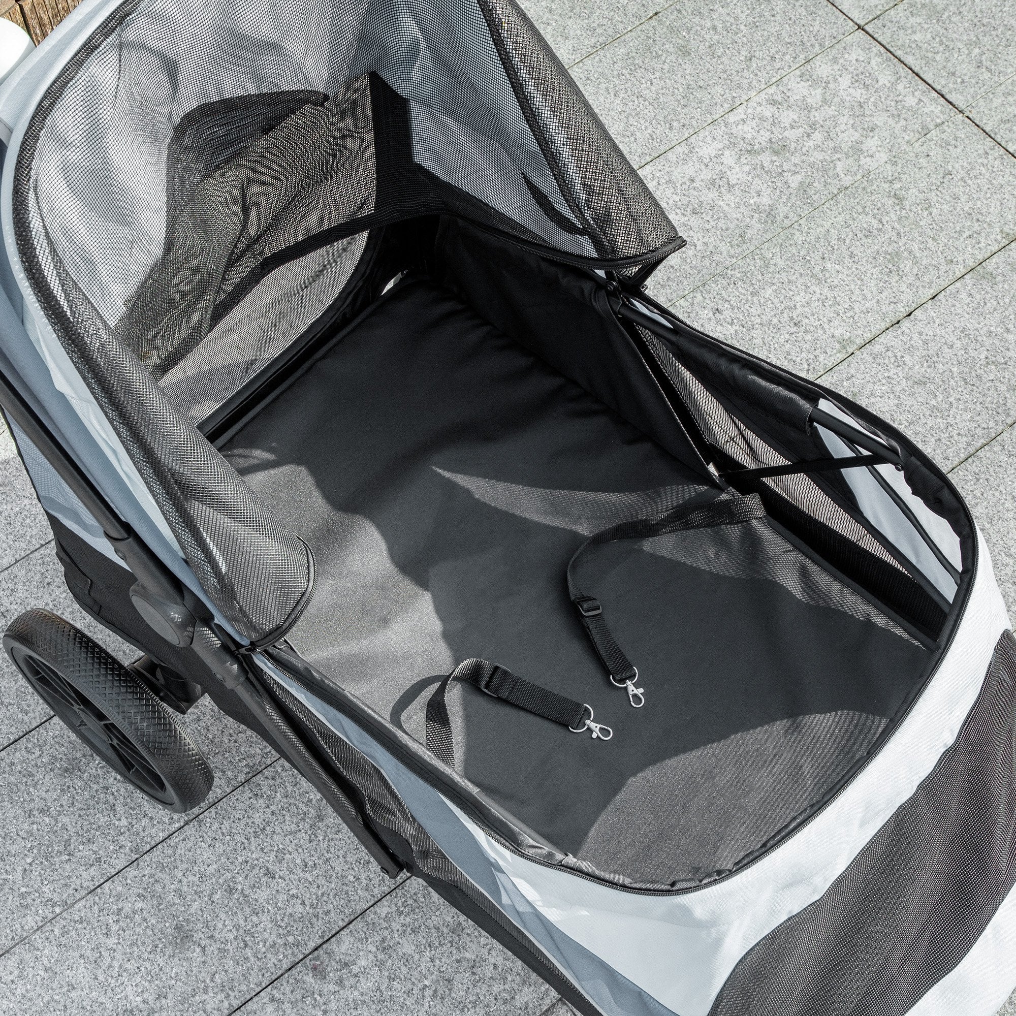 Large Dog Stroller Foldable with Mesh Windows, Cushion and Leashes, 124x67x100 cm, Grey