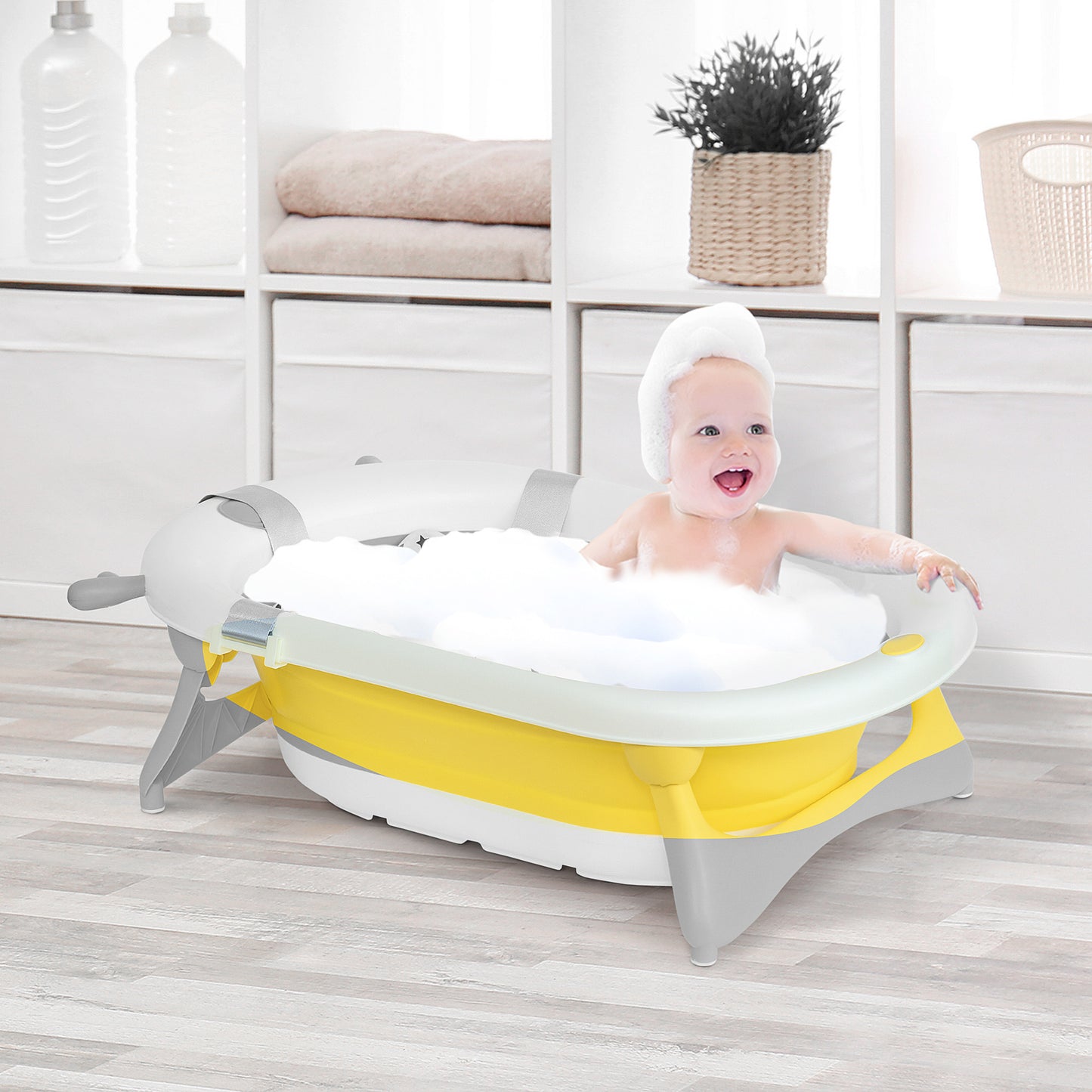 HOMCOM Foldable Baby Bath Tub for Children 0-3 Years with Temperature Indicator and Pillow, 81.5x50.5x23.5 cm, Yellow