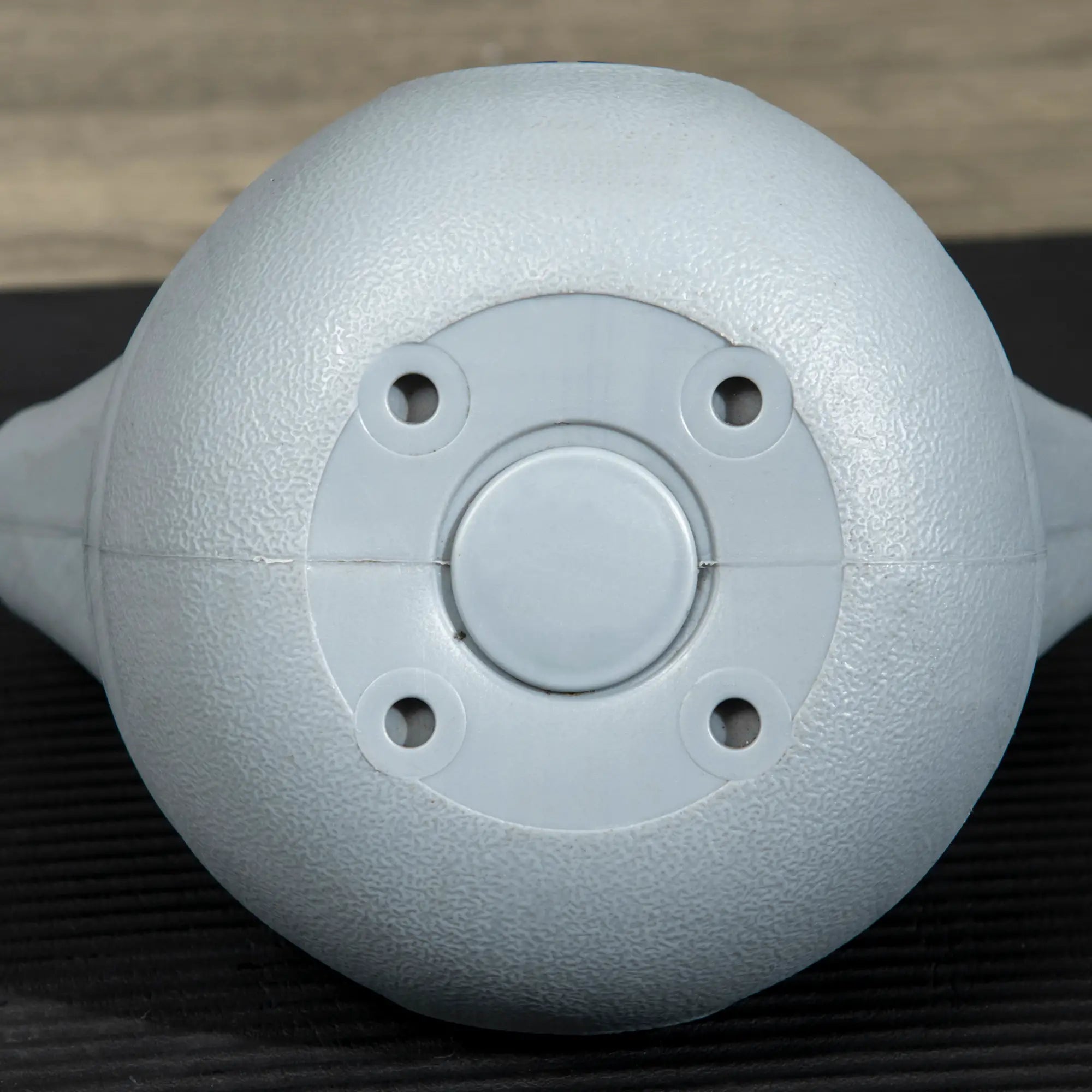 Kettlebell 6kg with Soft Coating and Flat Base in PU and Sand, 20x13x22cm, Purple - Borge' Group Limited
