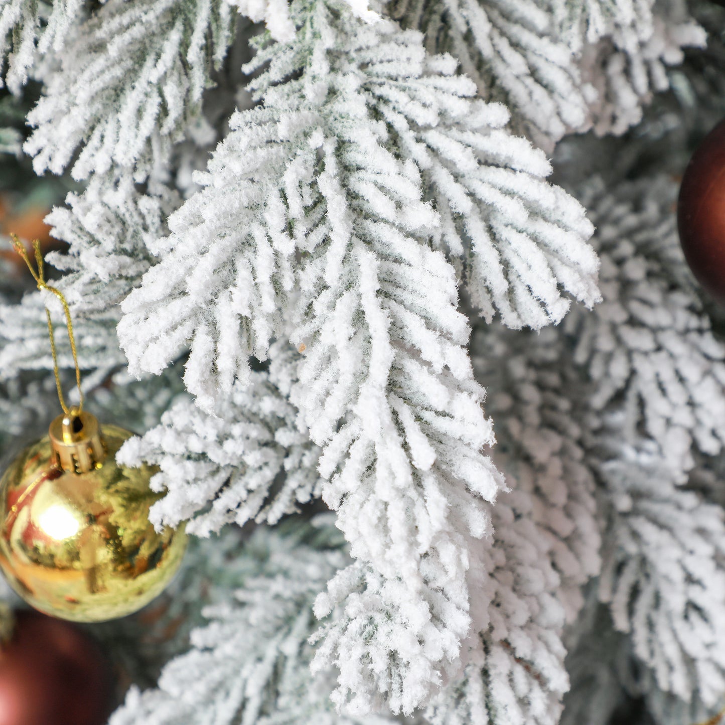 CHRISTMAS TREE - Snow-covered Christmas Tree with 1321 Fireproof Branches, in Plastic and Metal, Ø115x180 cm, Green