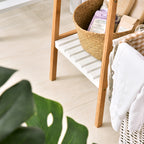 Ladder Bathroom Shelf with 4 Shelves in Pine and Bamboo, 35x36x138.5 cm, White and Wood