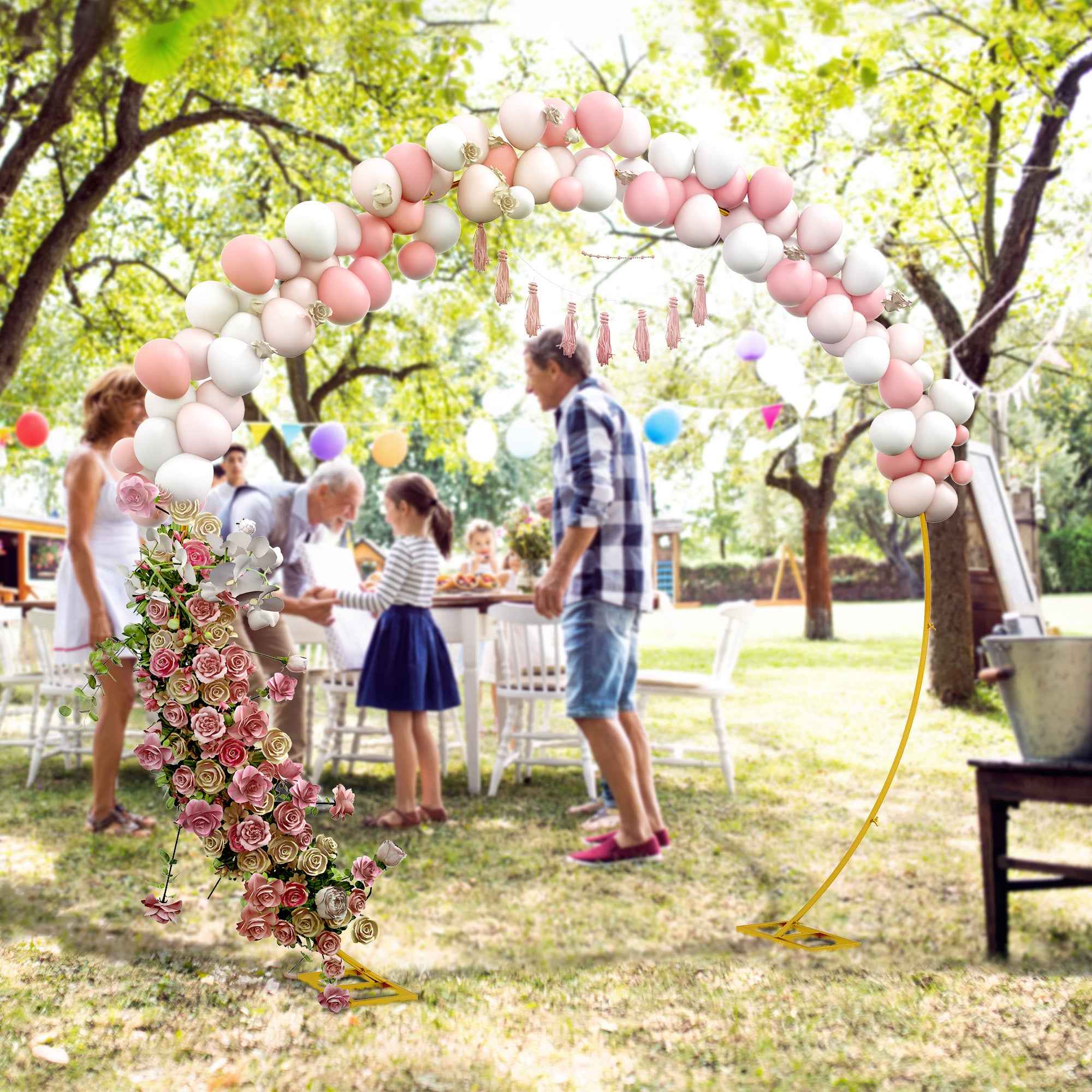 Outsunny Steel Garden Arch, Wedding Arch for Balloons and Climbing Plants for Ceremonies, Birthdays and Events, Gold