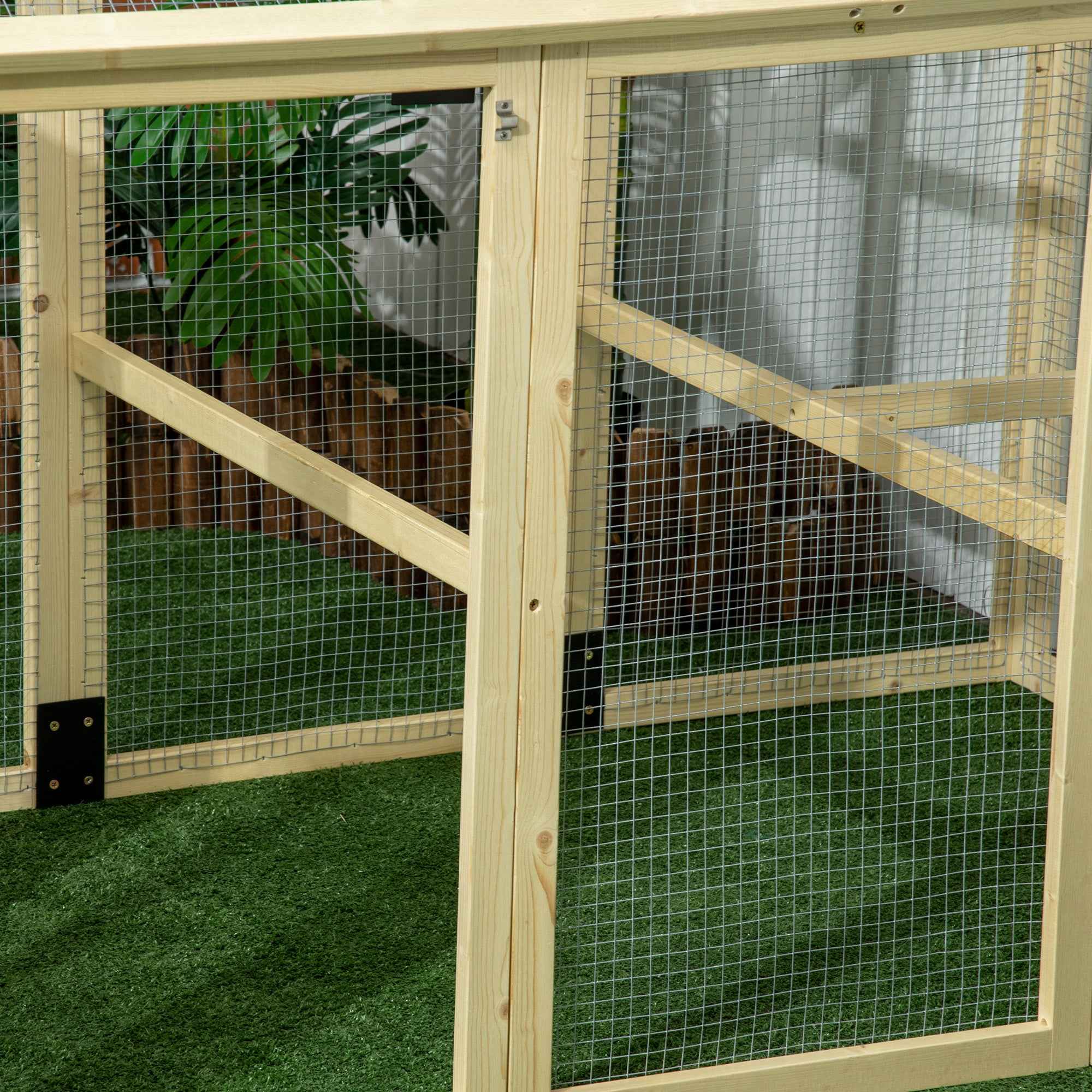 PawHut Outdoor Wooden Chicken Run with Multiple Doors and Metal Mesh, 140x88.5x106 cm, Wood Color