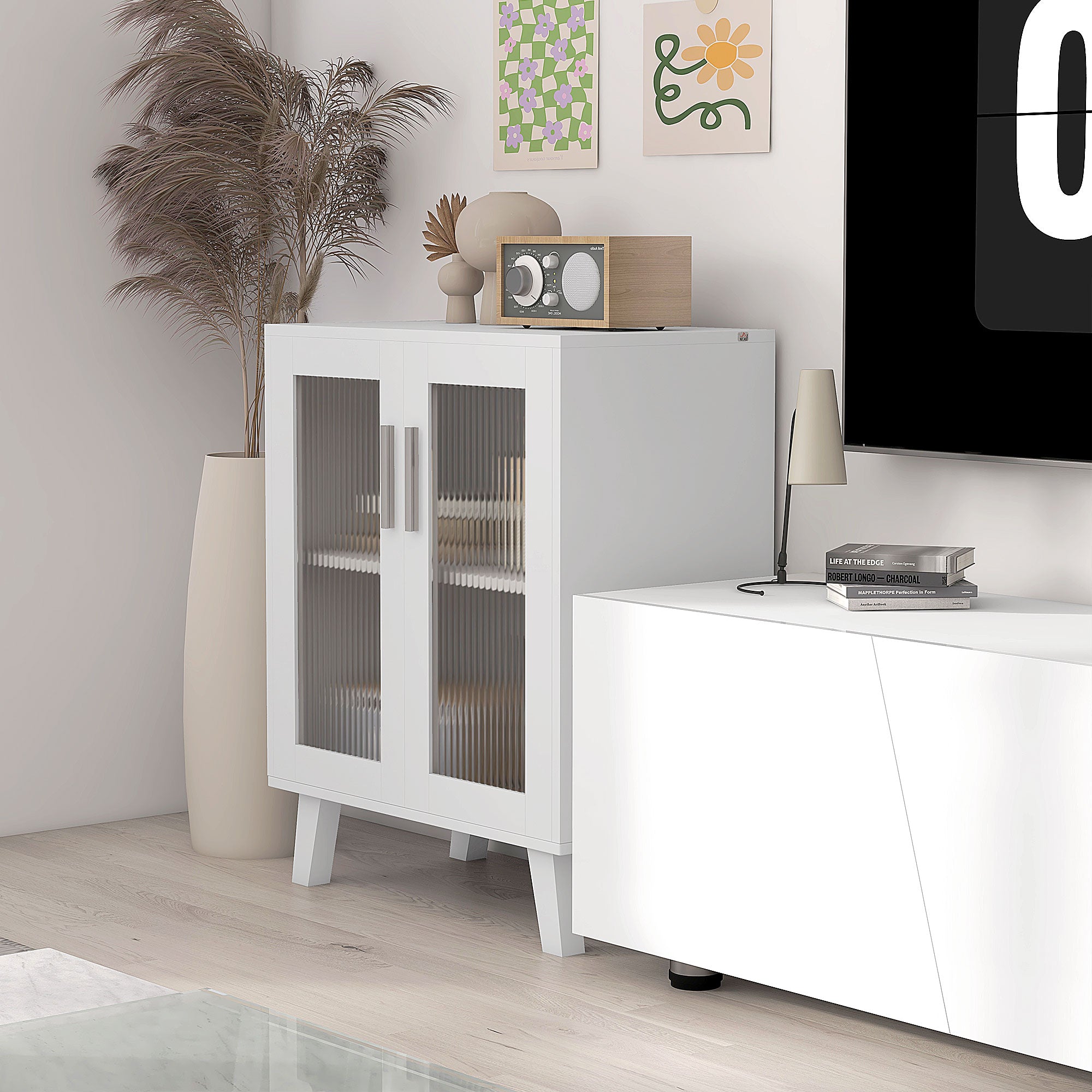 HOMCOM Modern Multipurpose Sideboard with 2 Transparent Doors and 2 Shelves, 61x35x75cm, White - Borgè