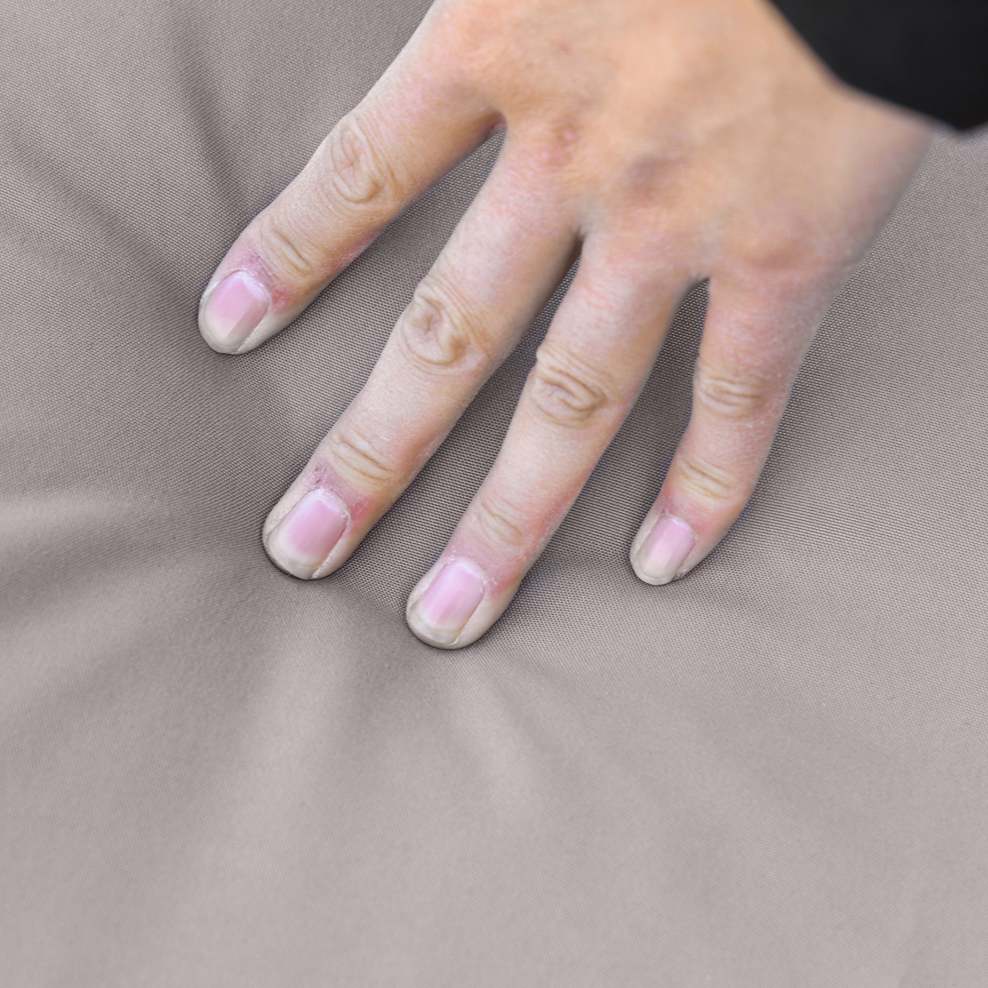 Outsunny garden deckchair in Rattan pe with adjustable back and pillow, 207x70x70cm, gray - Borgè