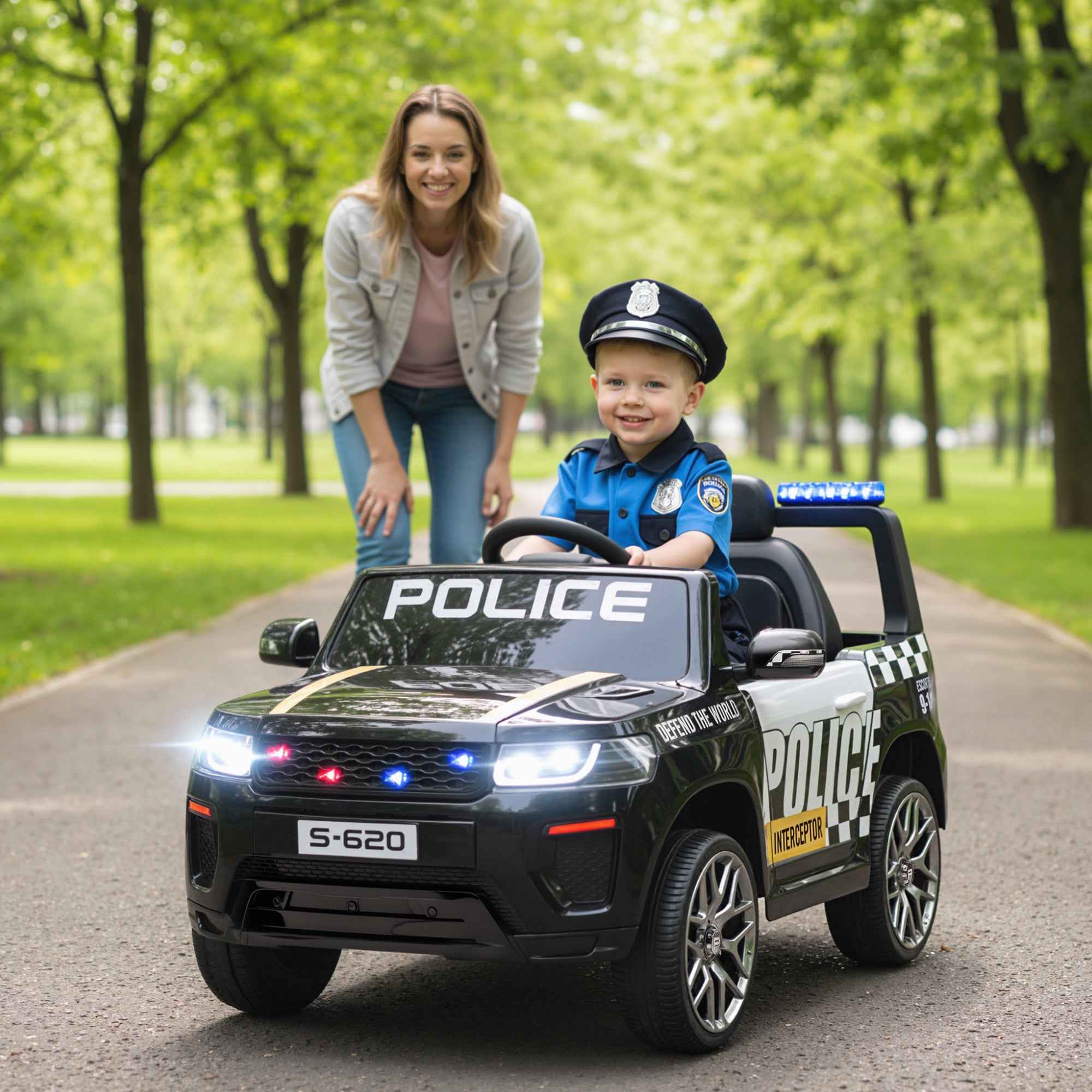 Kids Electric Police Car with Remote Control Dual Motors Siren 4-Wheel Suspension and Headlights Black