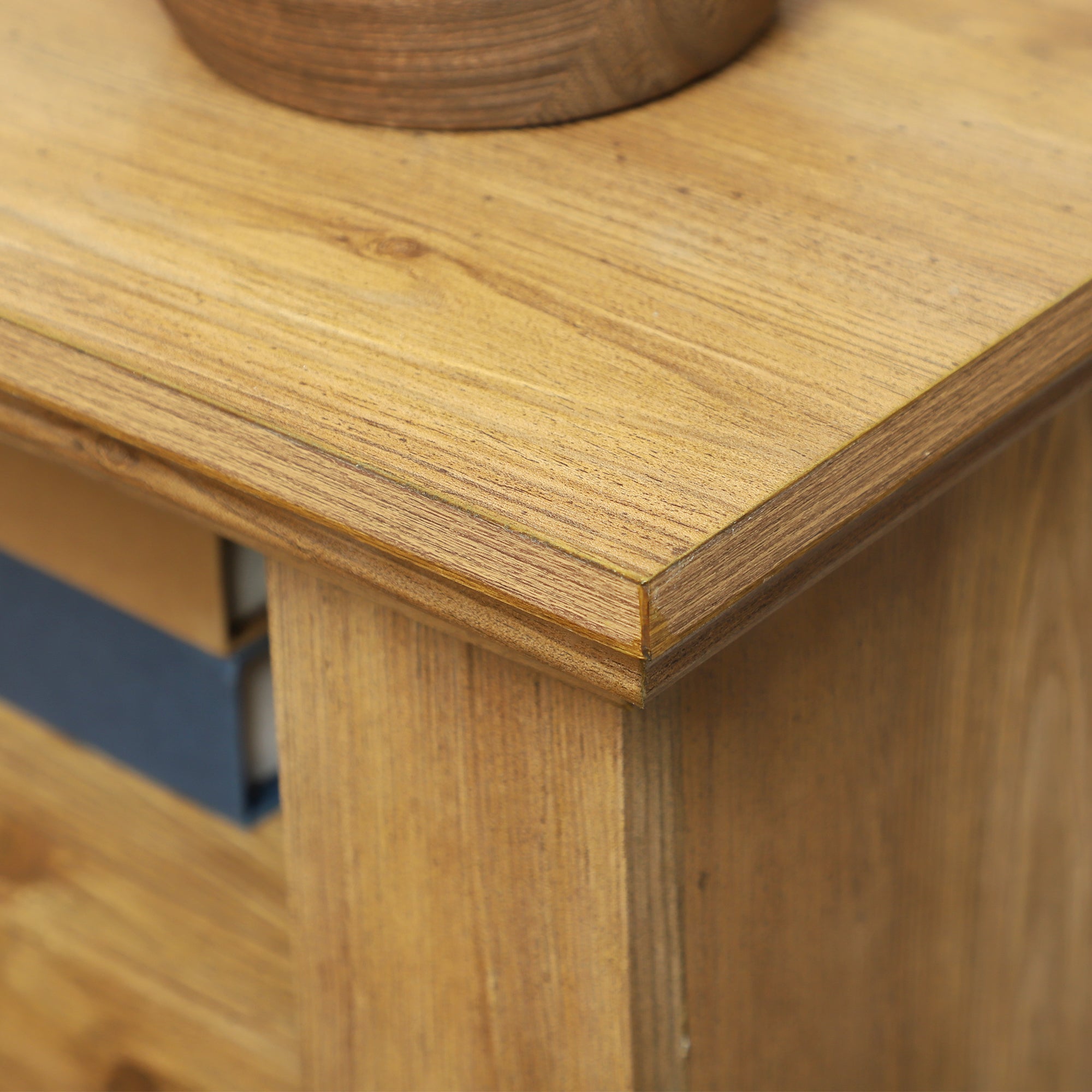 1800W Electric Fireplace with 3D Flame, Timer and Remote Control, in Wood, Metal and Glass, 81.5x30x76.2 cm, Brown