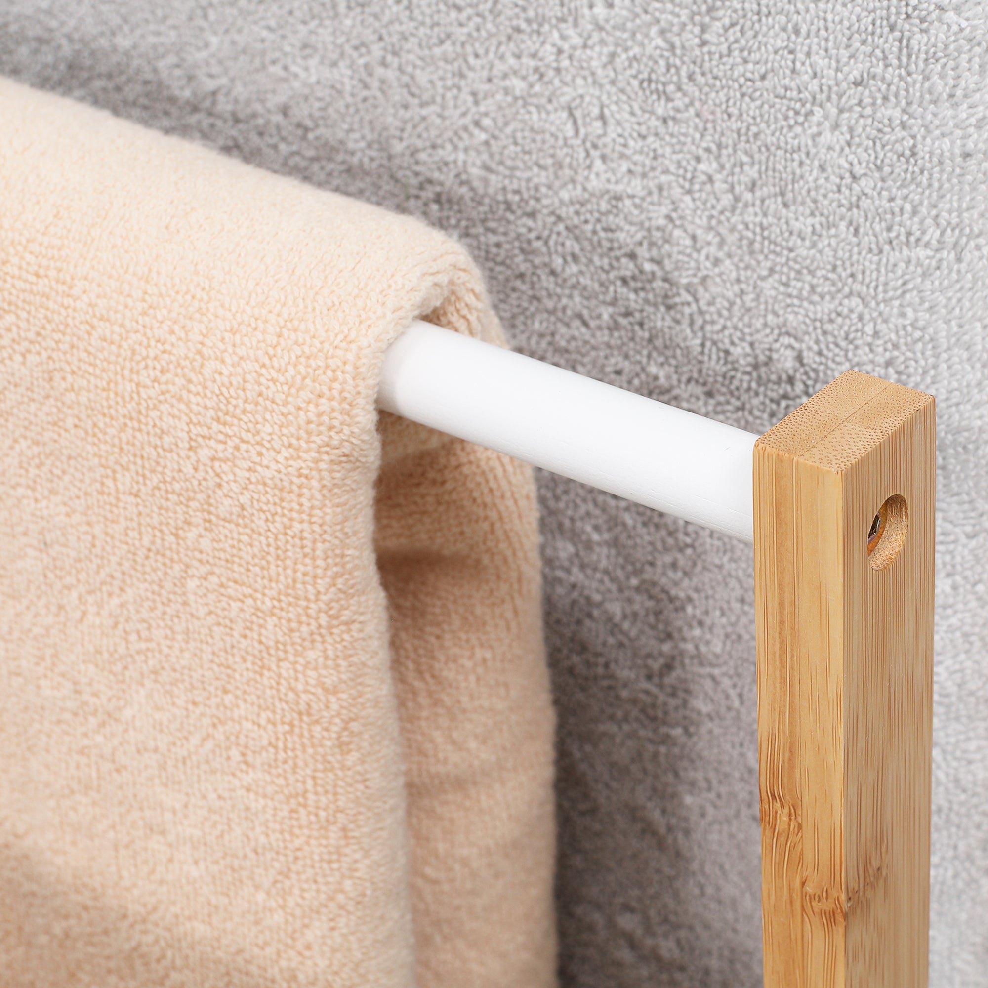 3-Bar Bamboo Towel Rack, Lightweight and Portable Design, 48x25.8x94 cm, Wood Color