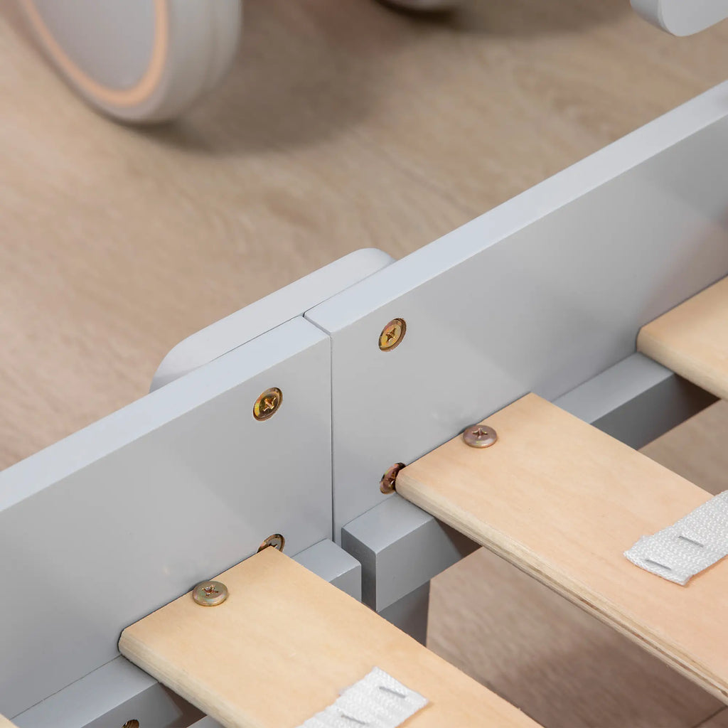 Children's Bed 3-6 Years with Stars and Moon Patterns in MDF Panels and Chipboard, 143x76x49 cm