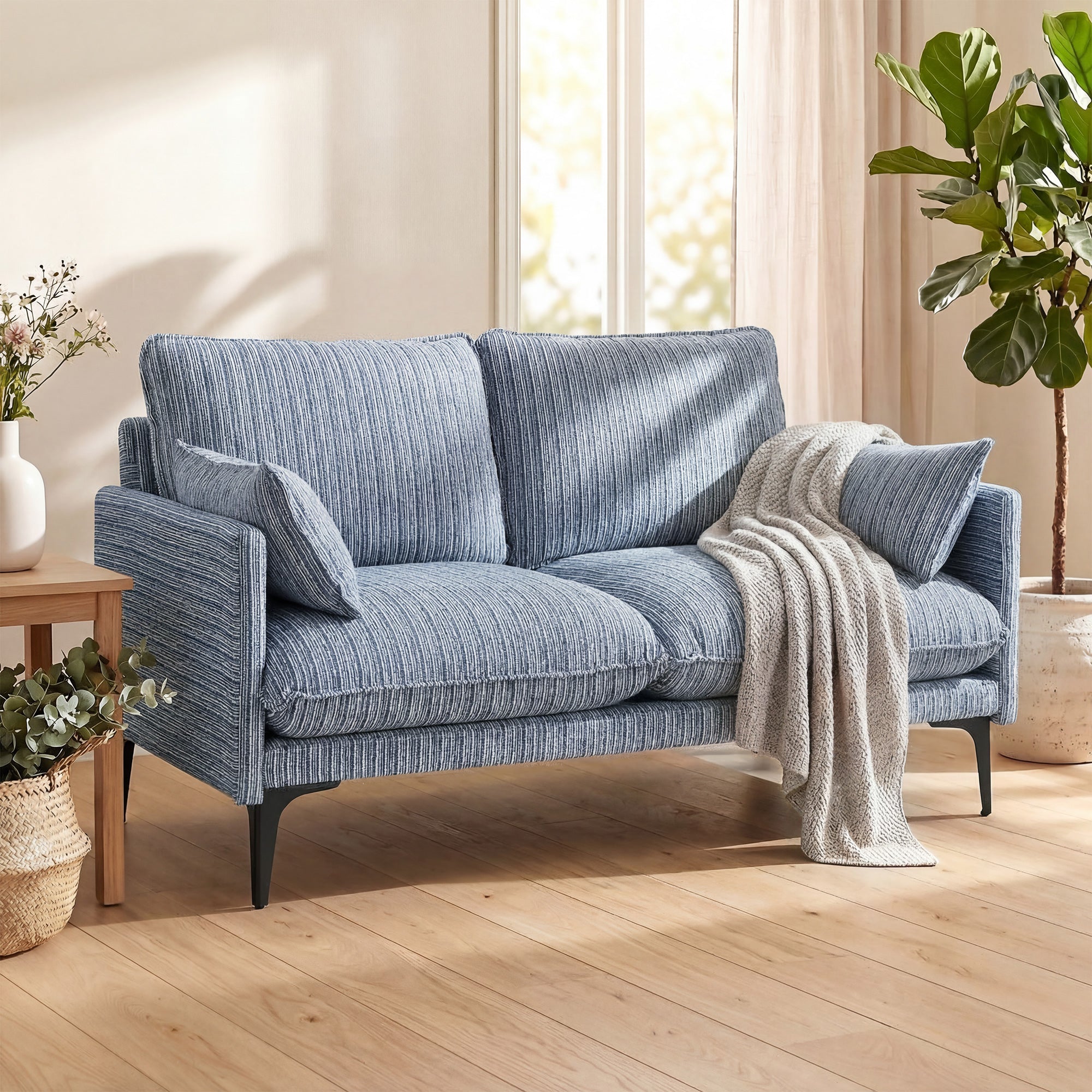 HOMCOM 2-Seater Fabric Sofa with Armrests, Thick Padding and 2 Cushions, 131x78x83 cm, Blue