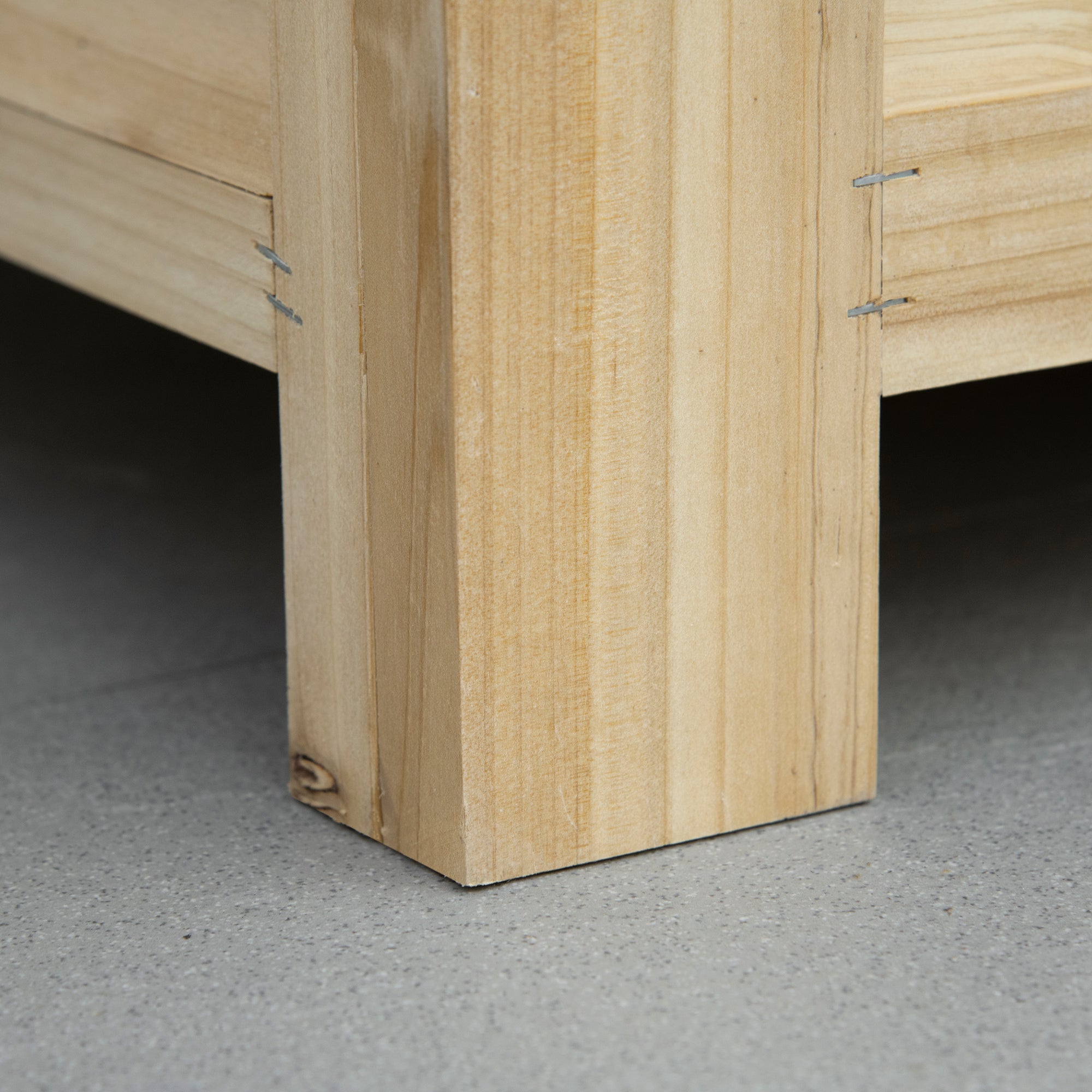 Outsunny 155L Outdoor Wooden Storage Chest with Metal Lid and 2 Shock Absorbers, 110x50x50 cm, Wood Color