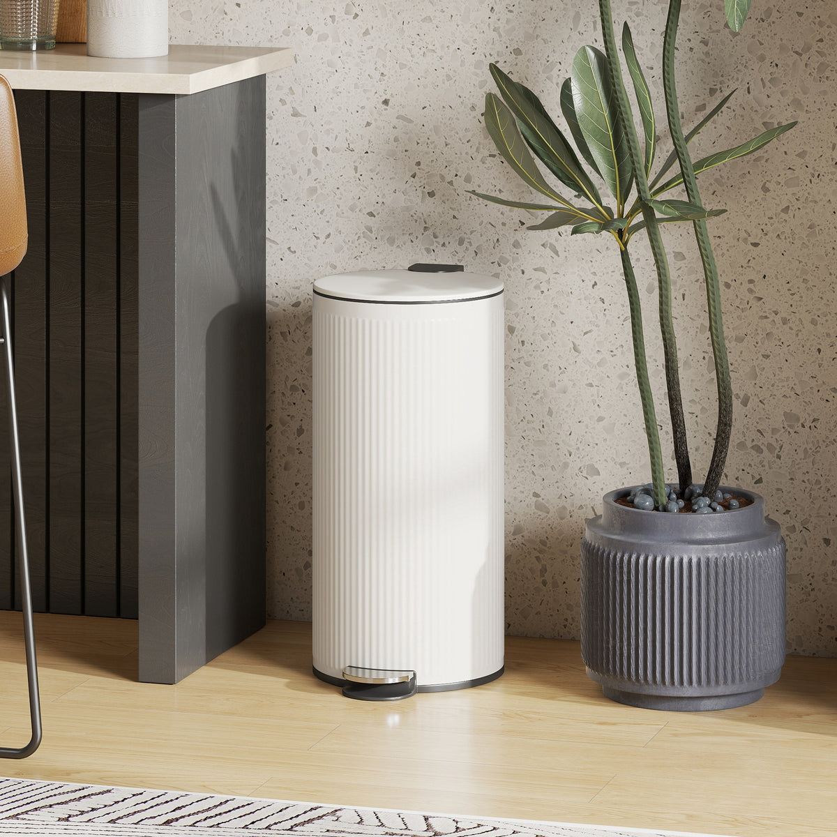 HOMCOM 30L Metal and PP Soft-Close Lid Rubbish Bin, Cream
