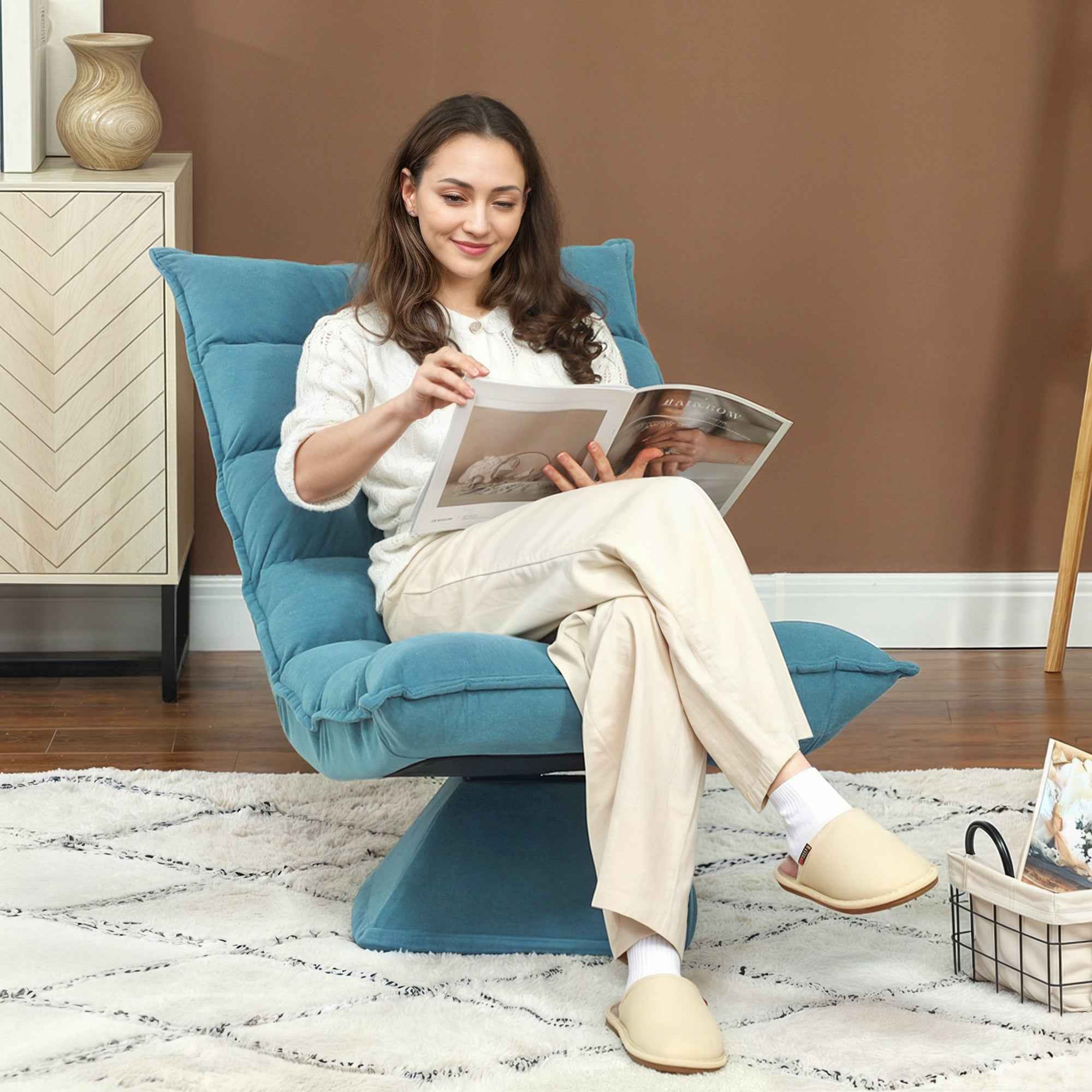 HOMCOM Velvet and Steel Swivel Relaxing Chair with 5-Position Adjustable Backrest, 62x70x95 cm, Blue