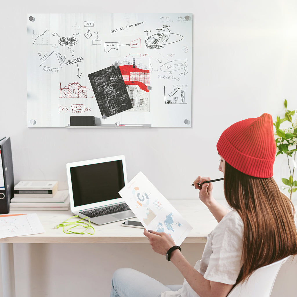 Glass and Aluminum Whiteboard with 4 Colored Markers and Eraser, 90x60x0.4 cm