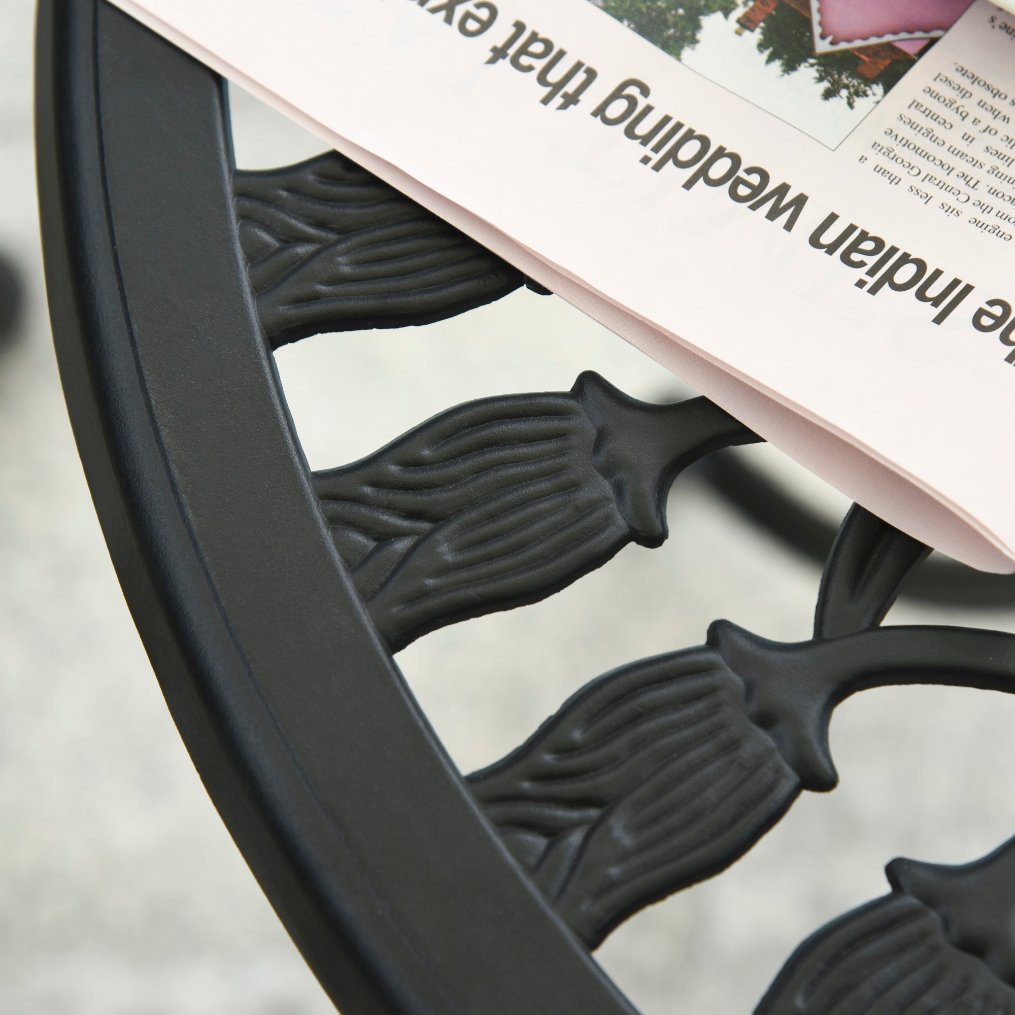Garden Set : 3-Piece Aluminum Garden Set with 2 Chairs 42.5x47.5x89 cm and Round Coffee Table Ø60x67 cm, Black - Borgè