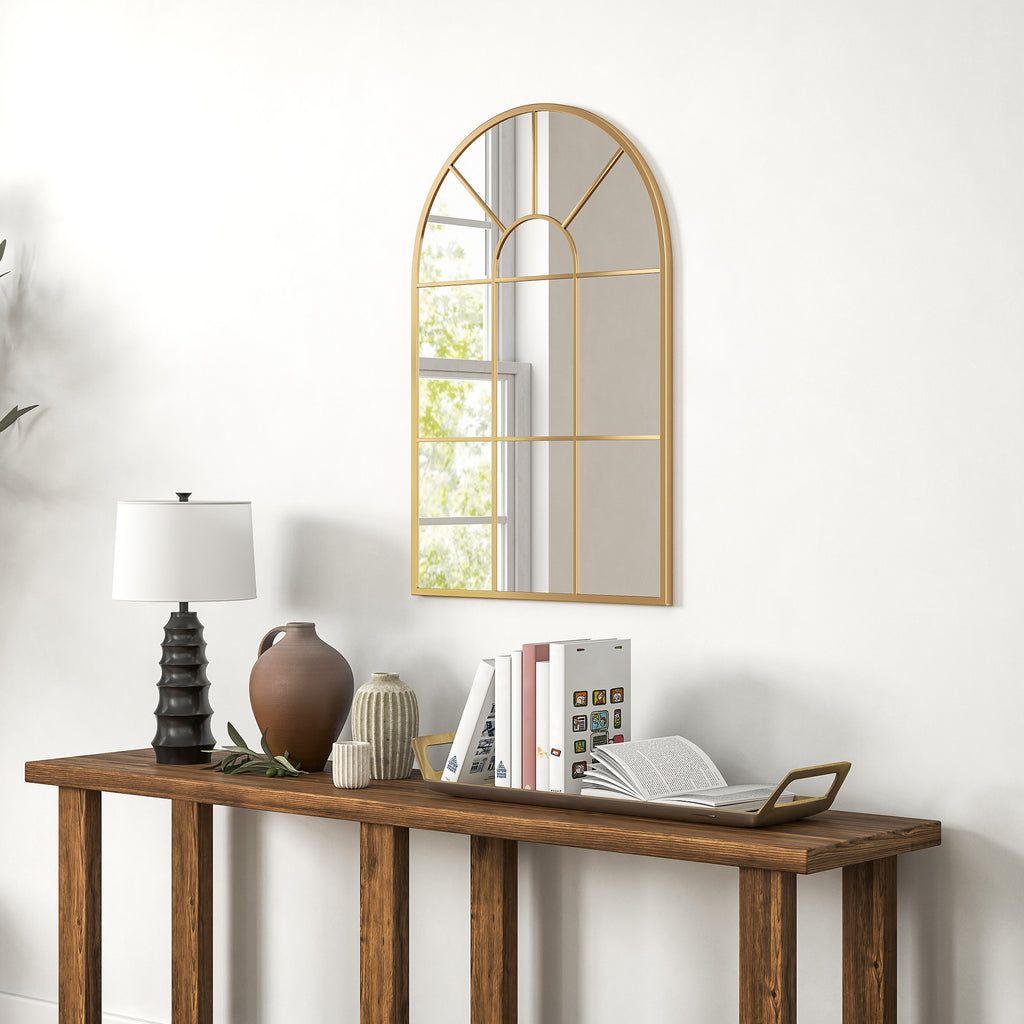 Arched Wall Mirror in Glass and Gold Metal with a Modern Style, 91x2x60 cm