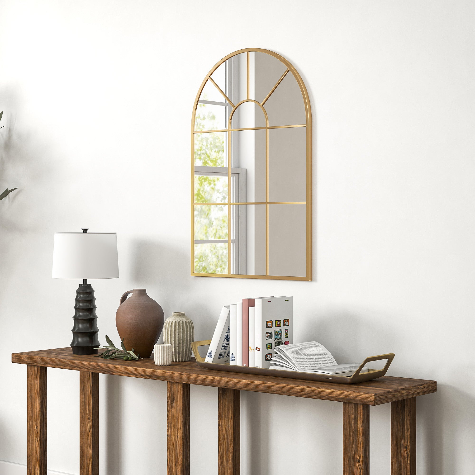 Arched Wall Mirror in Glass and Gold Metal with a Modern Style, 91x2x60 cm