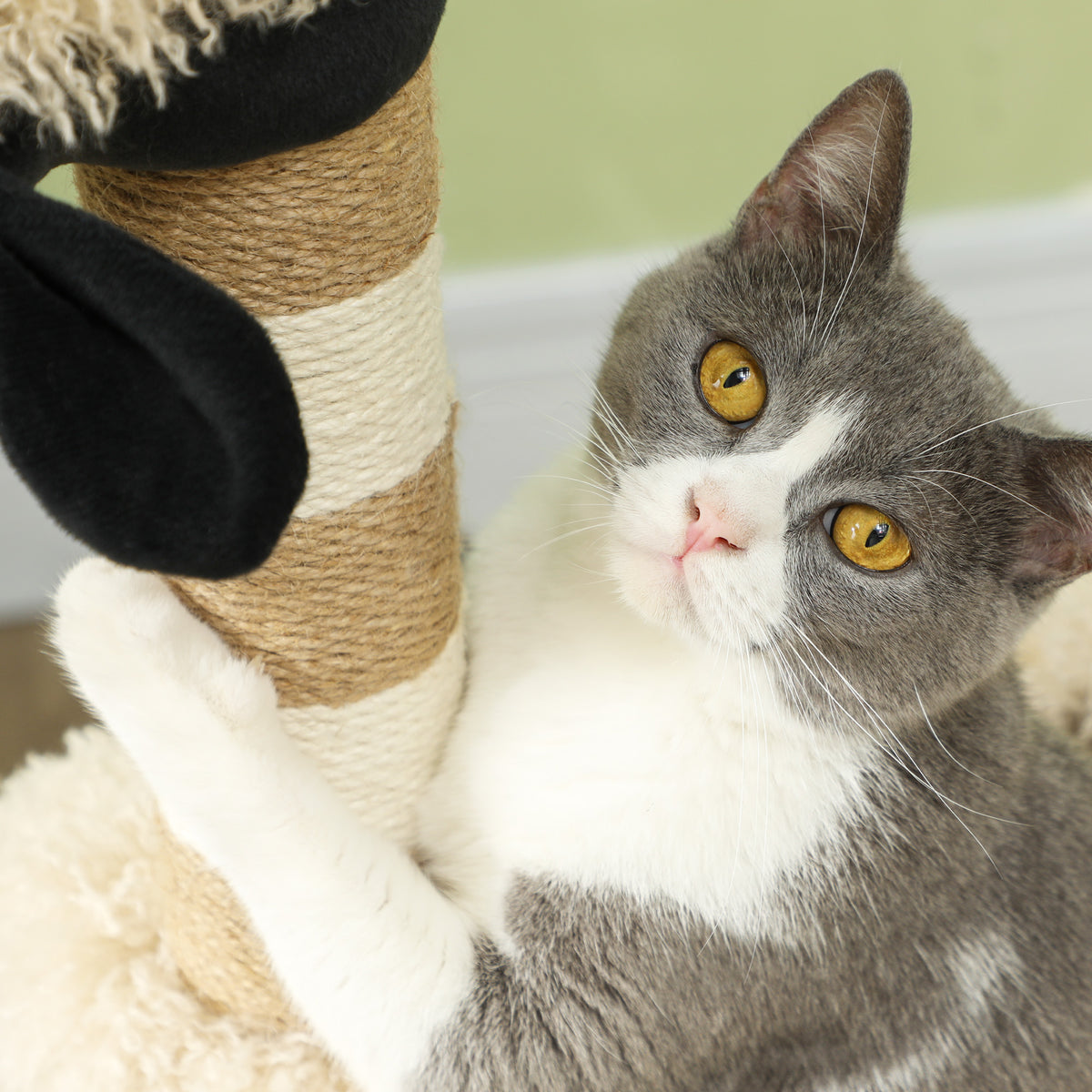 PawHut Sheep Cat Tree with Black Nose, Jute Posts, Tunnel and Ball, Light Brown