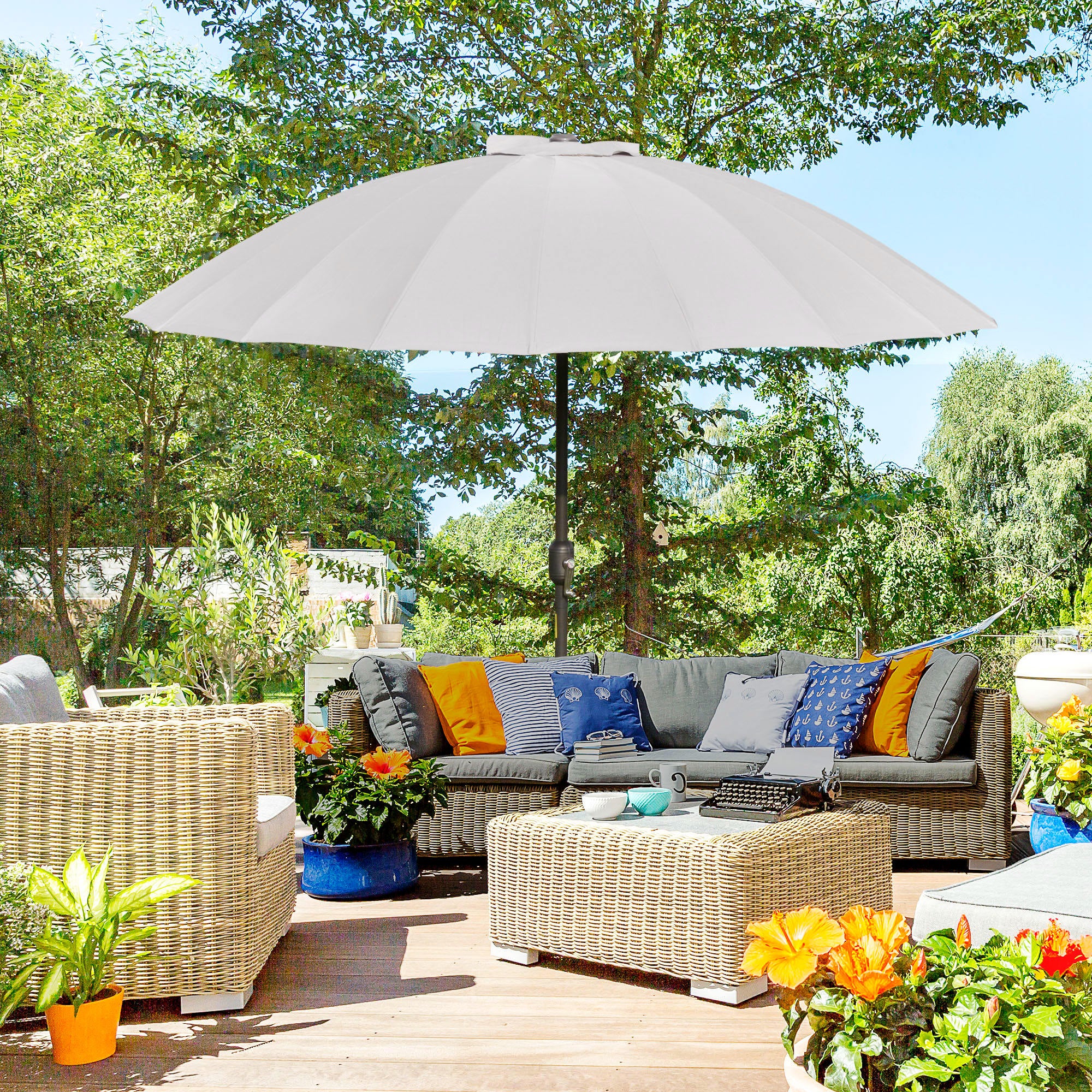 Garden and Terrace Umbrella 2.5x2.5 m with Crank and 18 Ribs and Tiltable, Grey