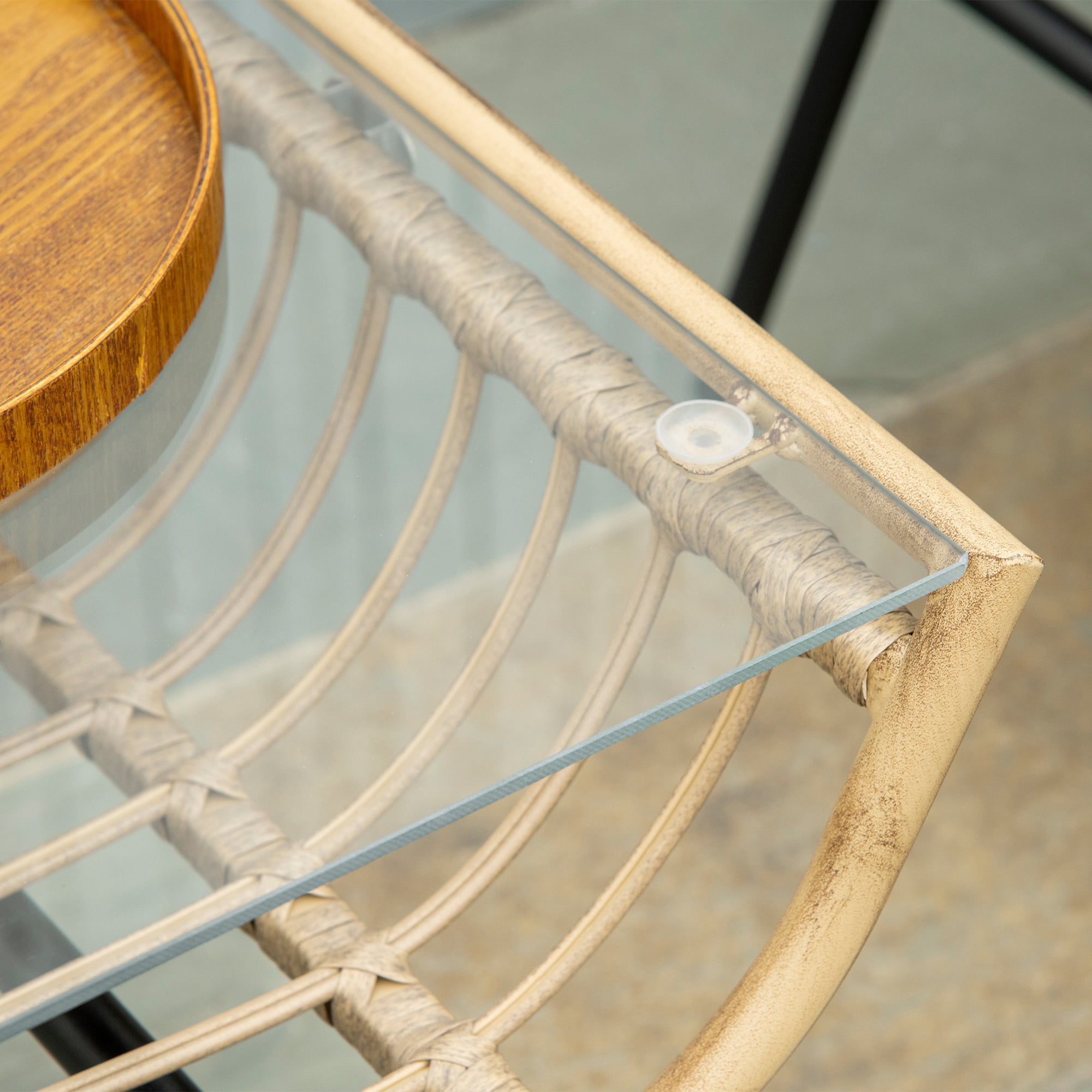 4-piece garden set in PE rattan and metal with sofa, 2 chairs and coffee table, Beige