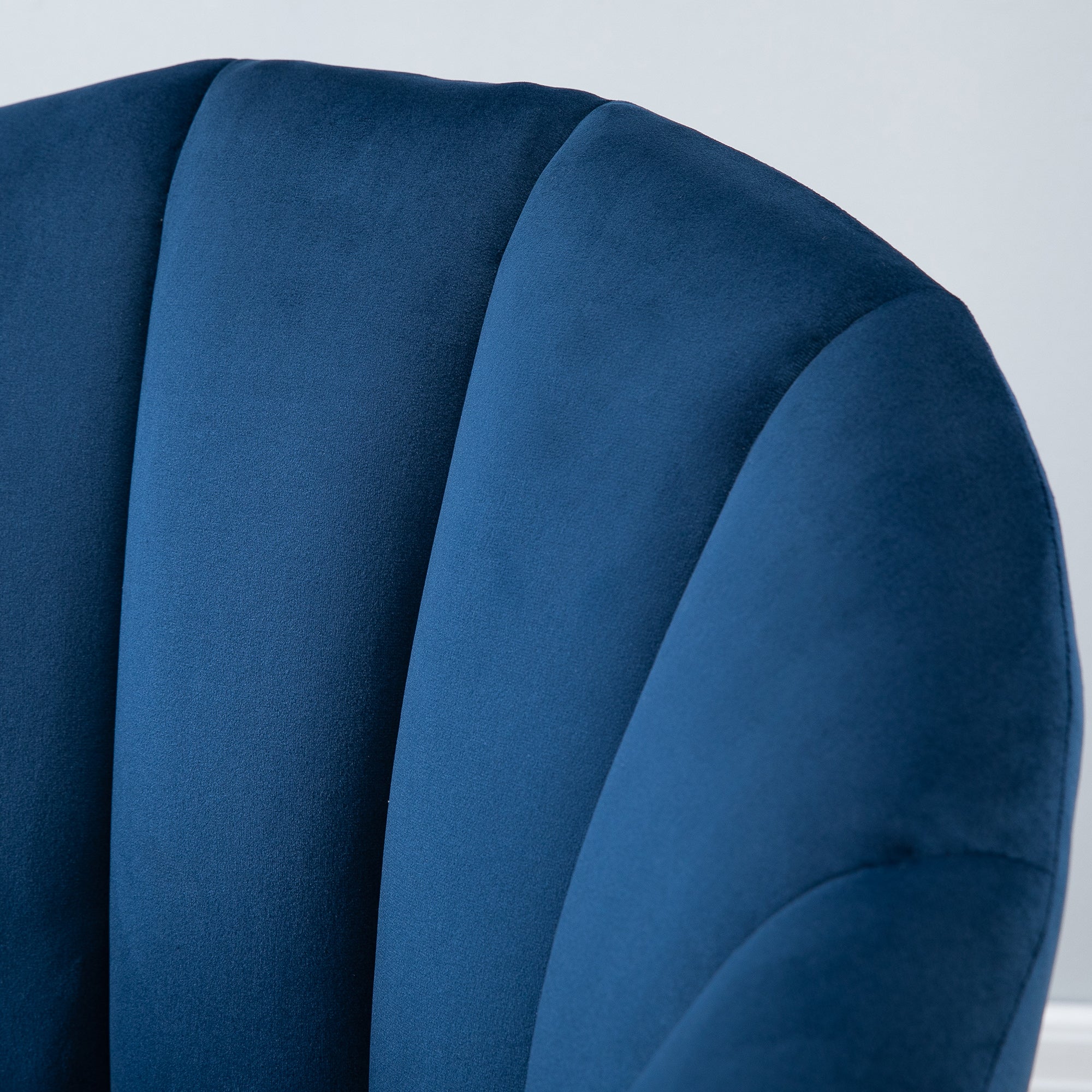 HOMCOM Velvet Lounge Chair with Thick Pad, Wooden Legs and Armrests, Blue