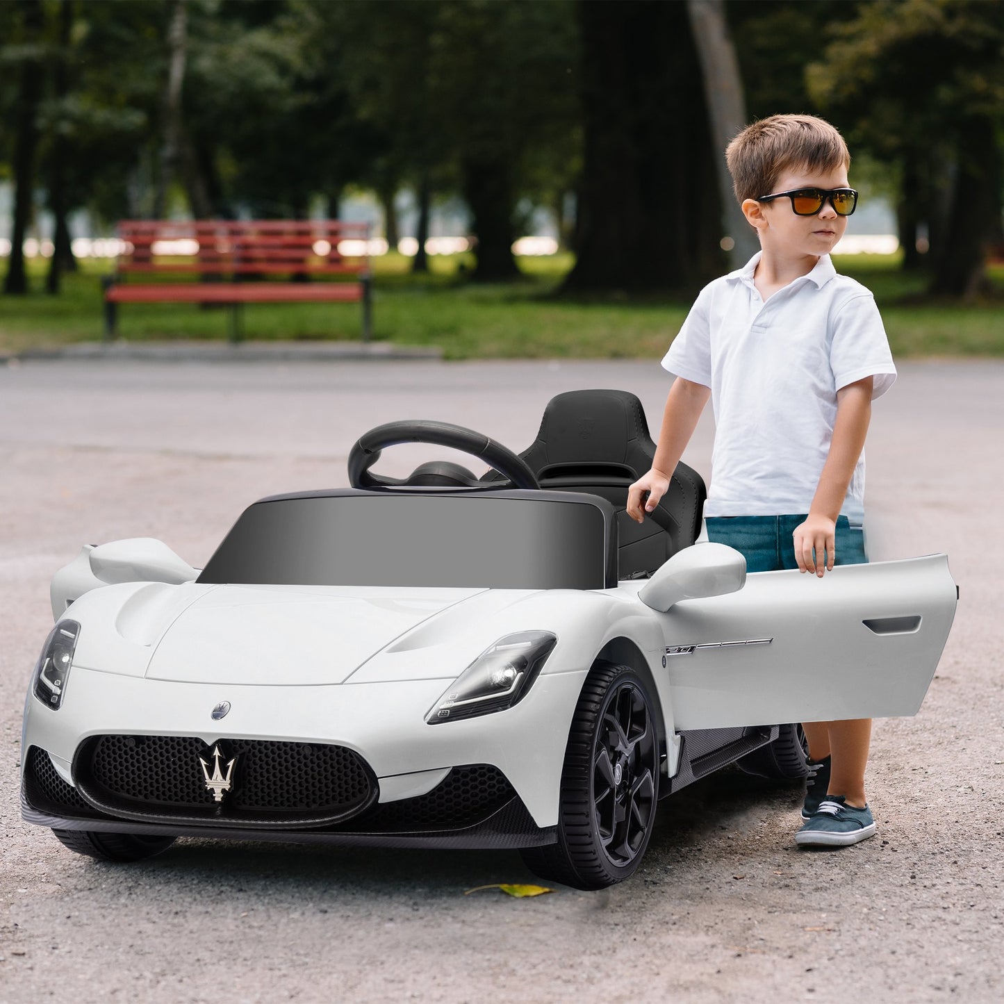 Maserati MC20 Children's Car, Manual Drive, Remote Control and LED Headlights, Age 3-6 Years, White