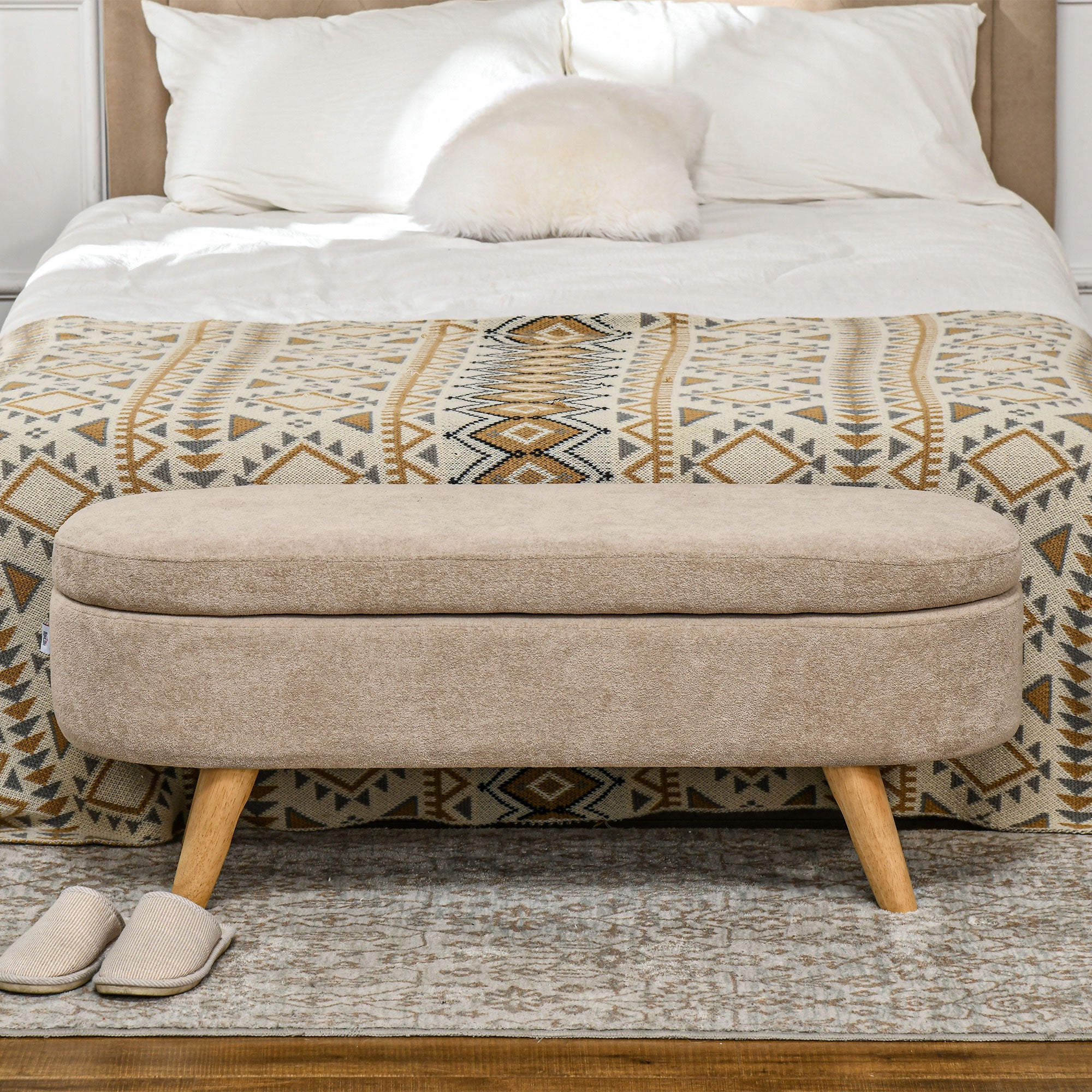 Padded Bed End Bench with Retractable Storage Space, in Wood and Polyester, 110x40x43 cm, Beige