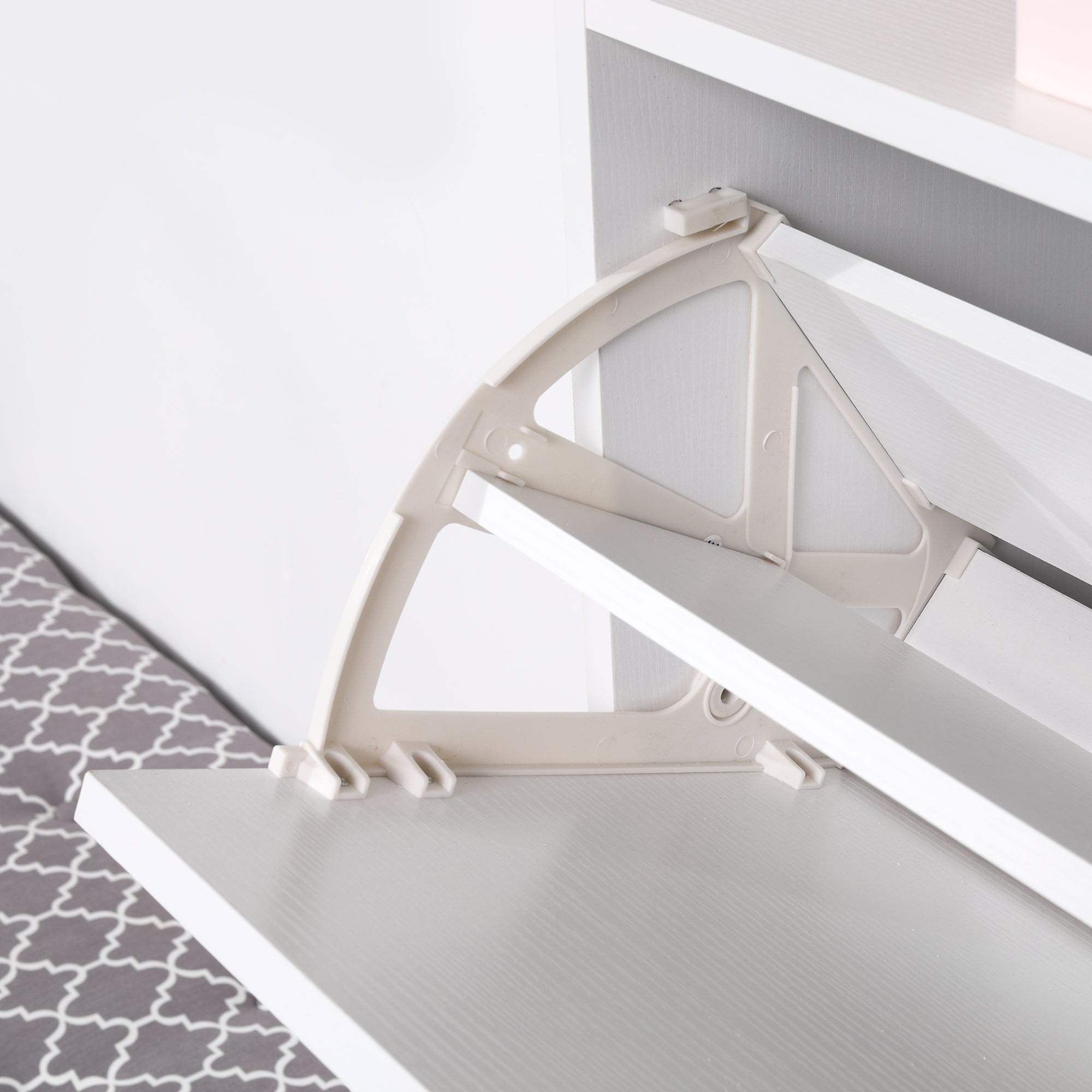 Shoe Rack with 3 Tilt Compartments (18 Pairs of Shoes) and 1 Storage Shelf, White Chipboard, 60 x 24 x 132 cm