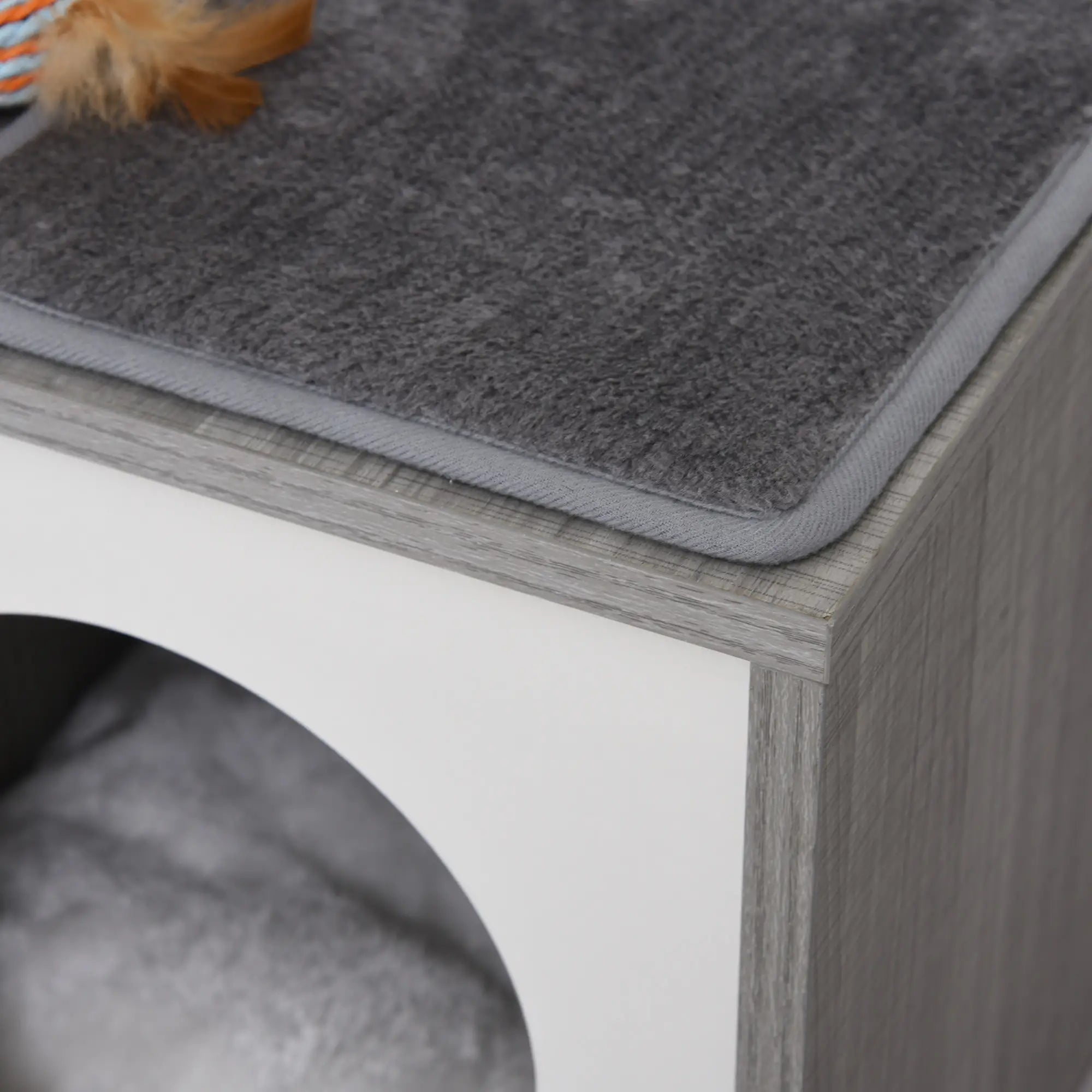 Multi-Level Cat and Kitten Scratching Post with Sisal Rope Bed and Column, Grey, 59 x 39 x 62cm - Borge' Group Limited