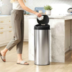 HOMCOM 55L Waste Bin with Sensor for Automatic Opening and Soft Closing, 32x30x72.5 cm, Silver