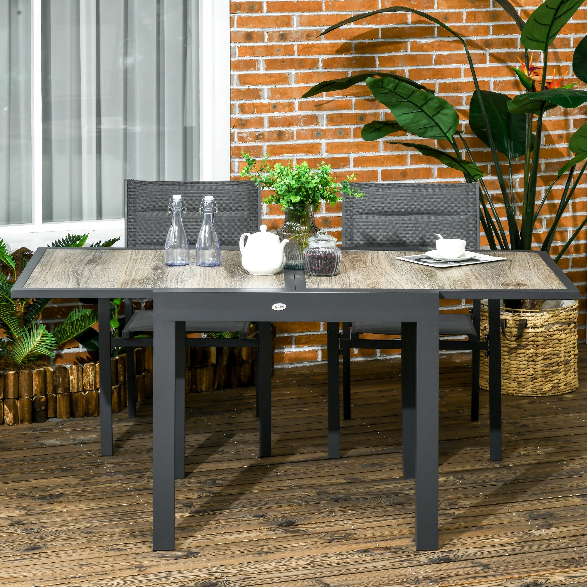 Outsunny Extendable Garden Table for 6 People in Plastic and Aluminum, 80/160x80x75 cm, Beige